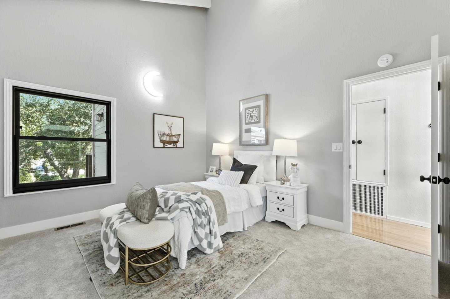 Detail Gallery Image 22 of 42 For 234 Edgewood Rd, Redwood City,  CA 94062 - 5 Beds | 3/1 Baths