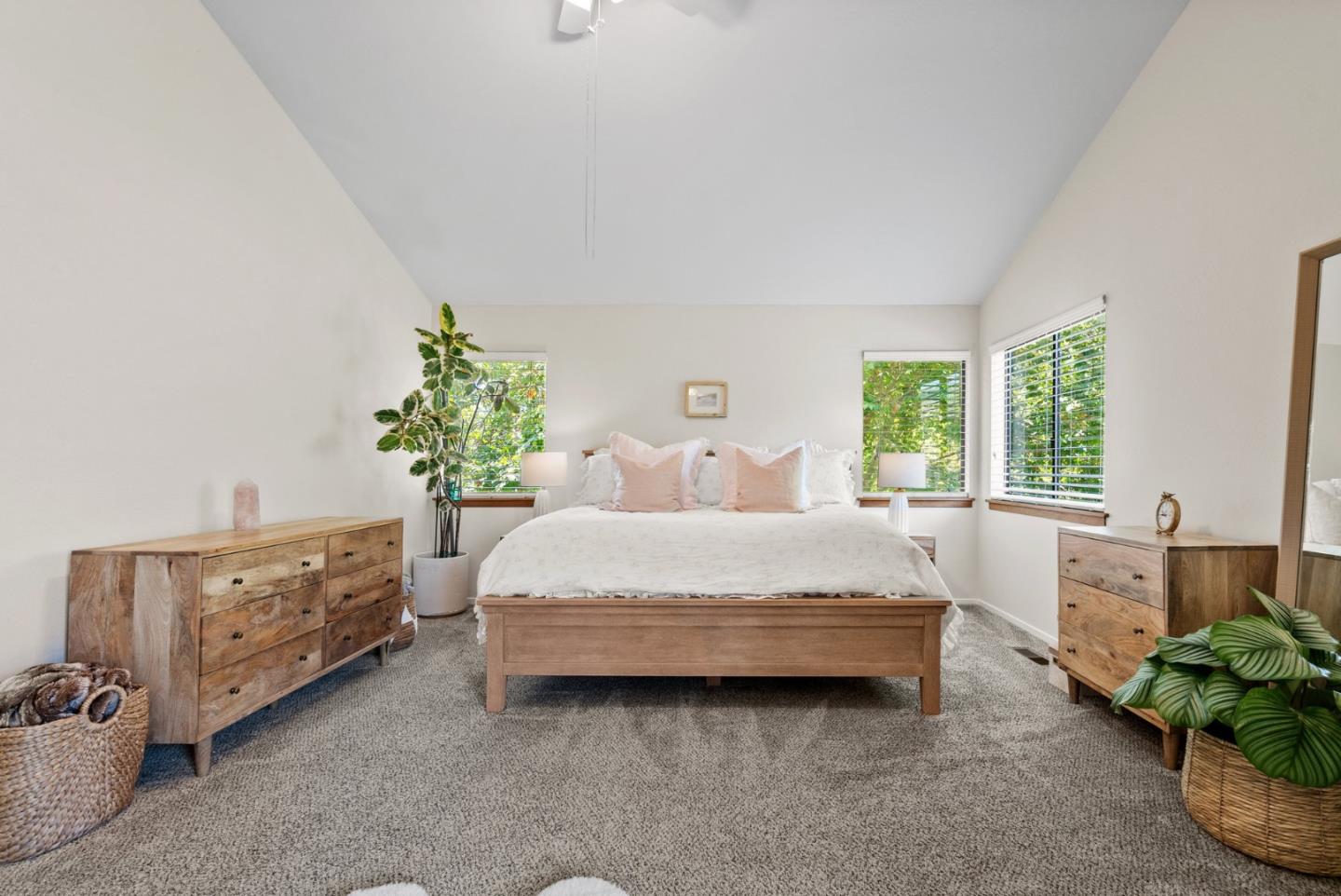 Detail Gallery Image 29 of 46 For 2781 Wimbledon Dr, Aptos,  CA 95003 - 3 Beds | 2/1 Baths