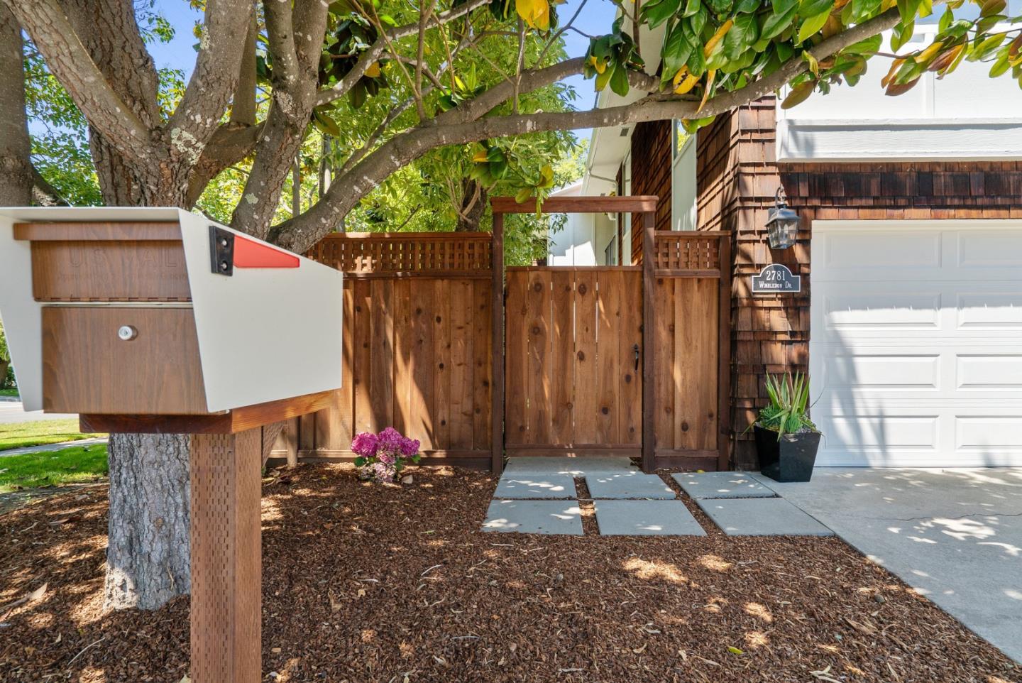 Detail Gallery Image 5 of 46 For 2781 Wimbledon Dr, Aptos,  CA 95003 - 3 Beds | 2/1 Baths