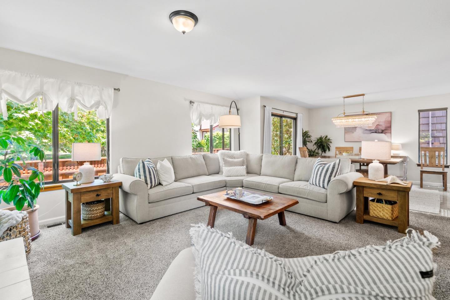 Detail Gallery Image 9 of 46 For 2781 Wimbledon Dr, Aptos,  CA 95003 - 3 Beds | 2/1 Baths