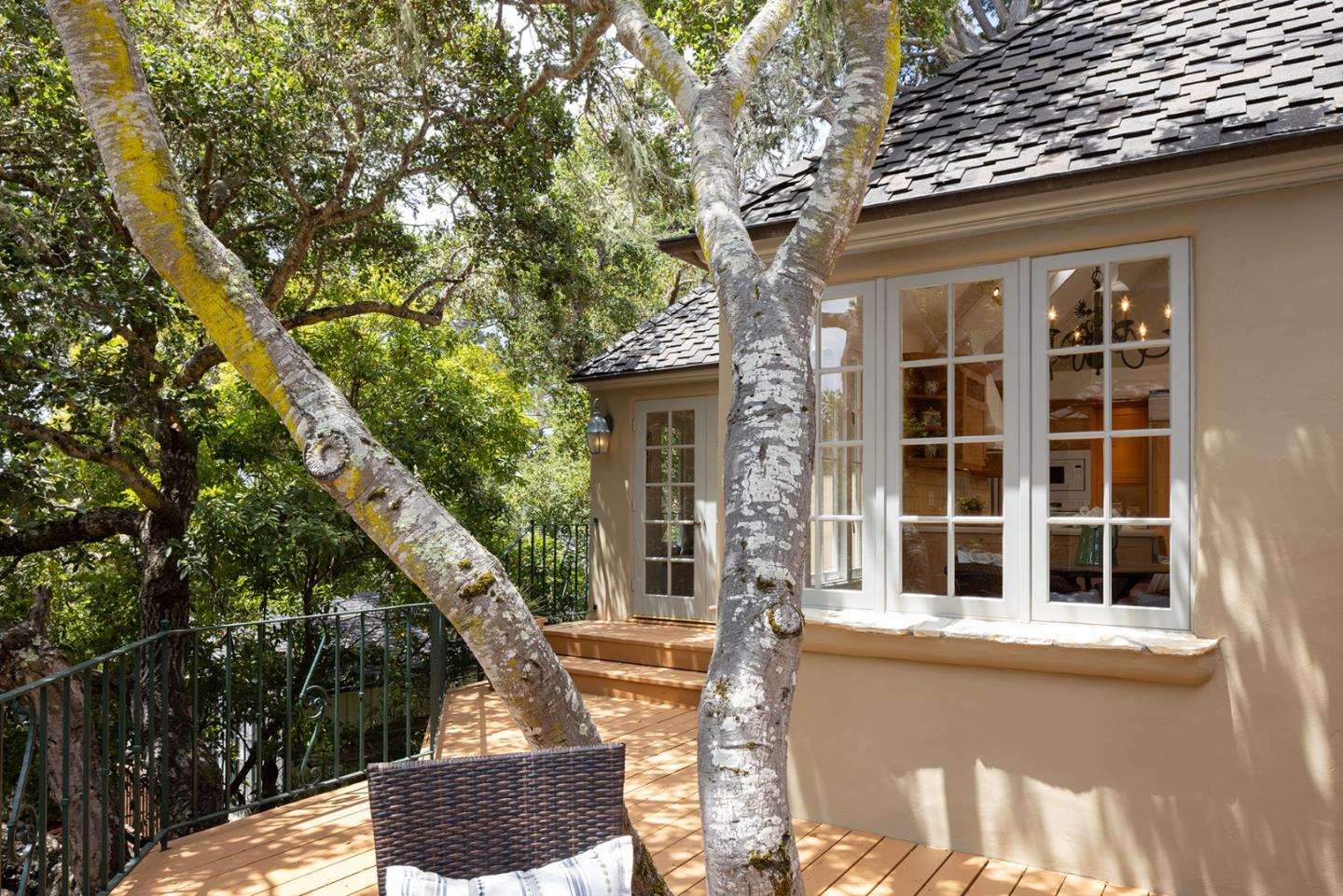 Detail Gallery Image 17 of 38 For 0 Forest 3 Se of 8th Ave, Carmel,  CA 93921 - 3 Beds | 2/1 Baths