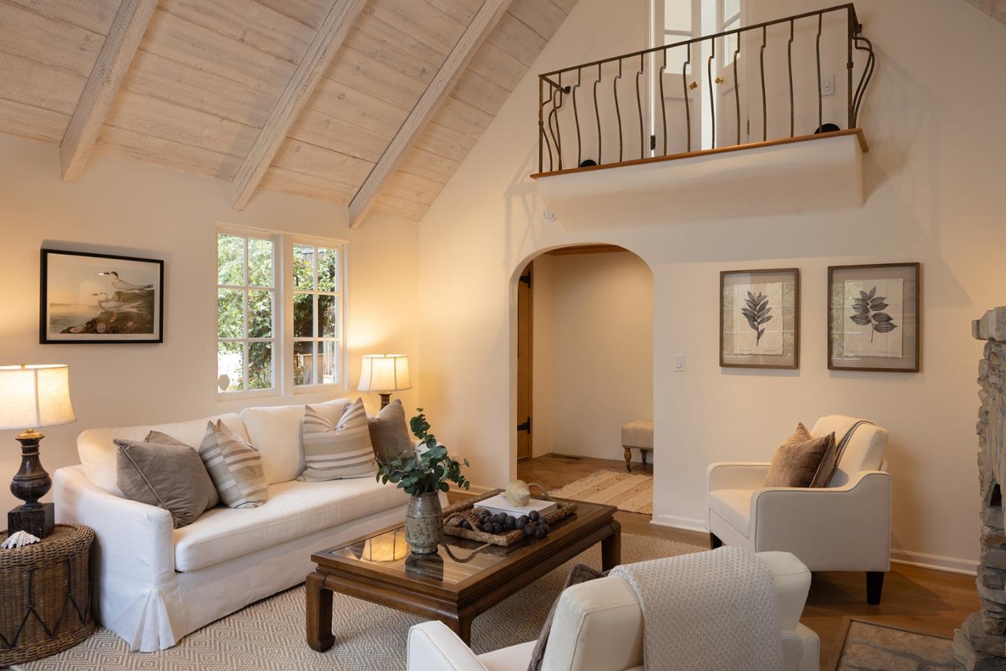 Detail Gallery Image 3 of 38 For 0 Forest 3 Se of 8th Ave, Carmel,  CA 93921 - 3 Beds | 2/1 Baths