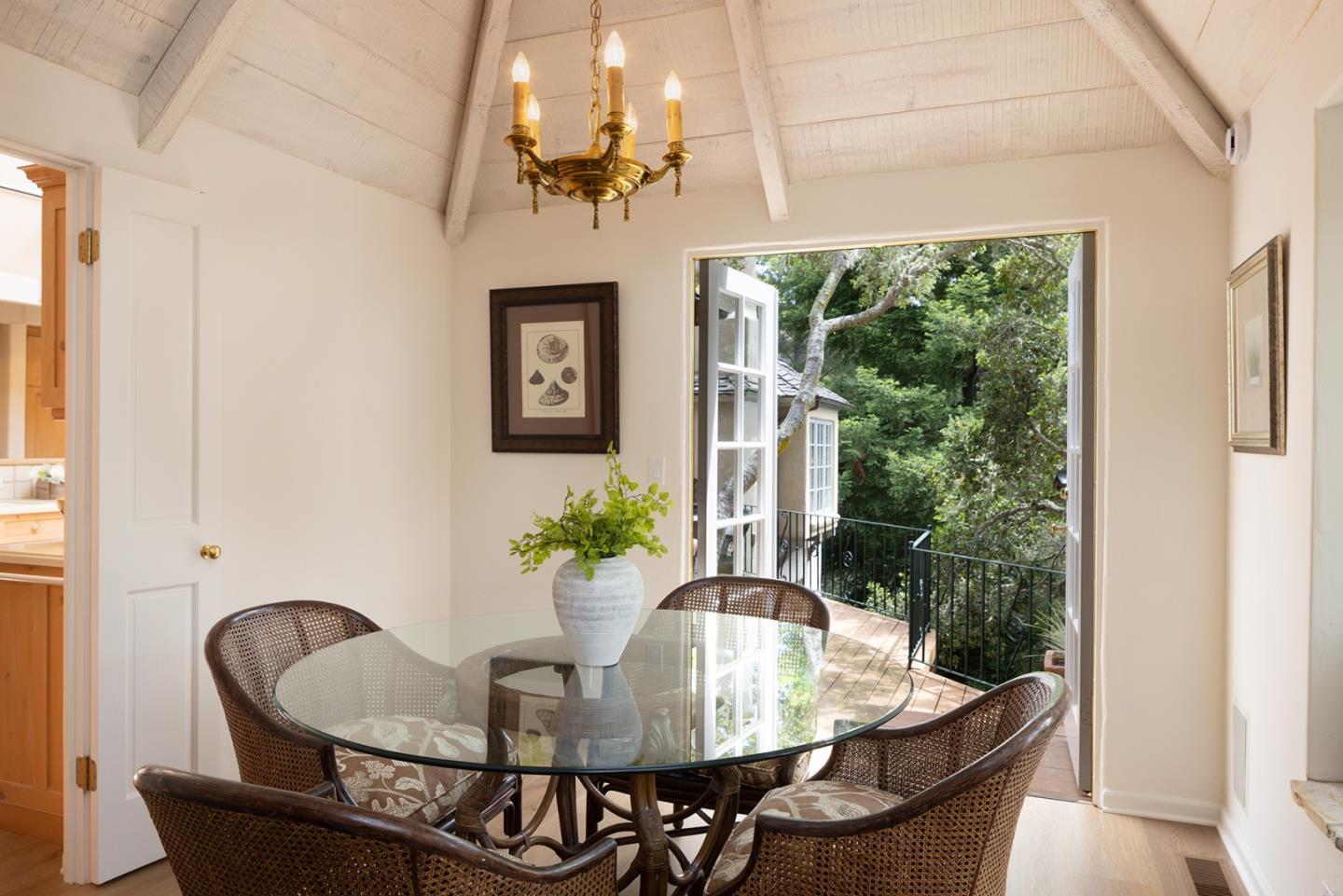 Detail Gallery Image 7 of 38 For 0 Forest 3 Se of 8th Ave, Carmel,  CA 93921 - 3 Beds | 2/1 Baths