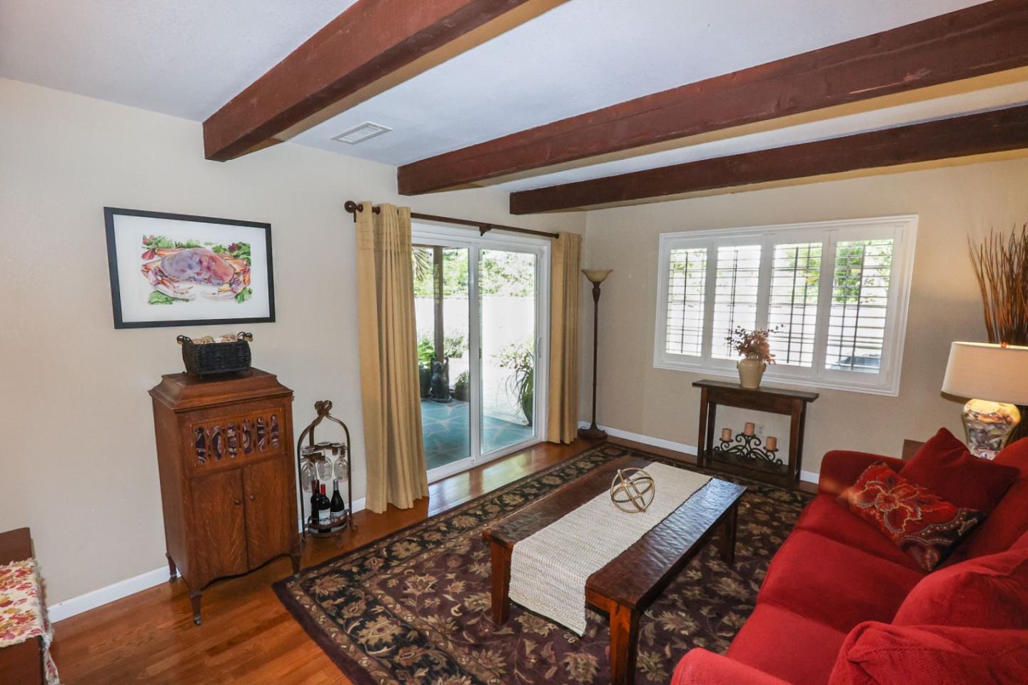 Detail Gallery Image 11 of 33 For 300 Hill St, Capitola,  CA 95010 - 2 Beds | 2 Baths