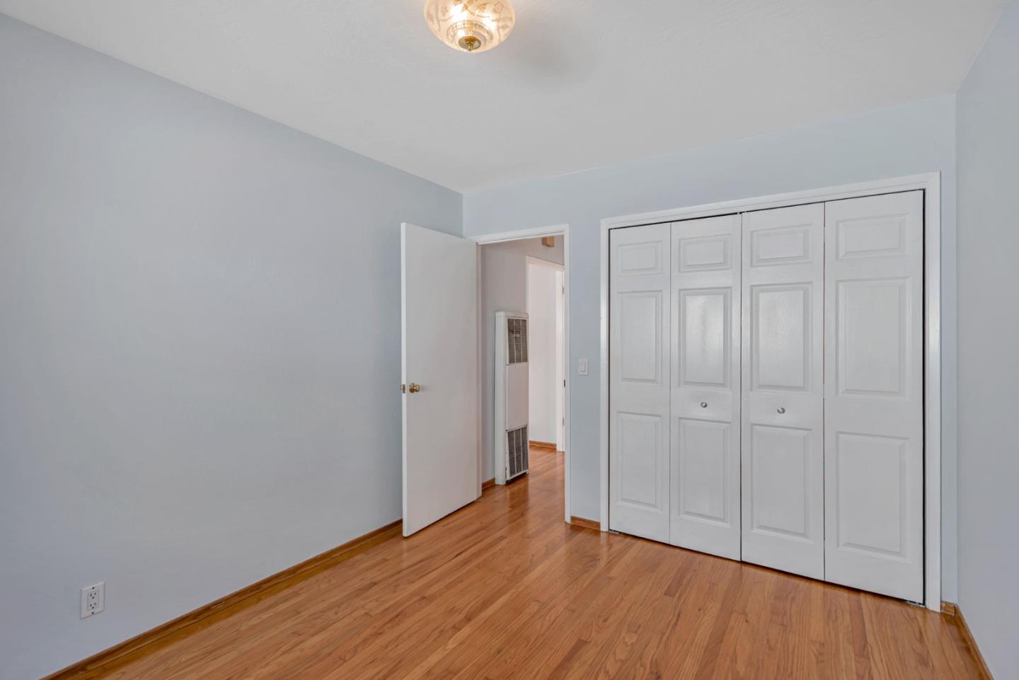 Detail Gallery Image 20 of 34 For 250 San Carlos Ave, Redwood City,  CA 94061 - 2 Beds | 1 Baths