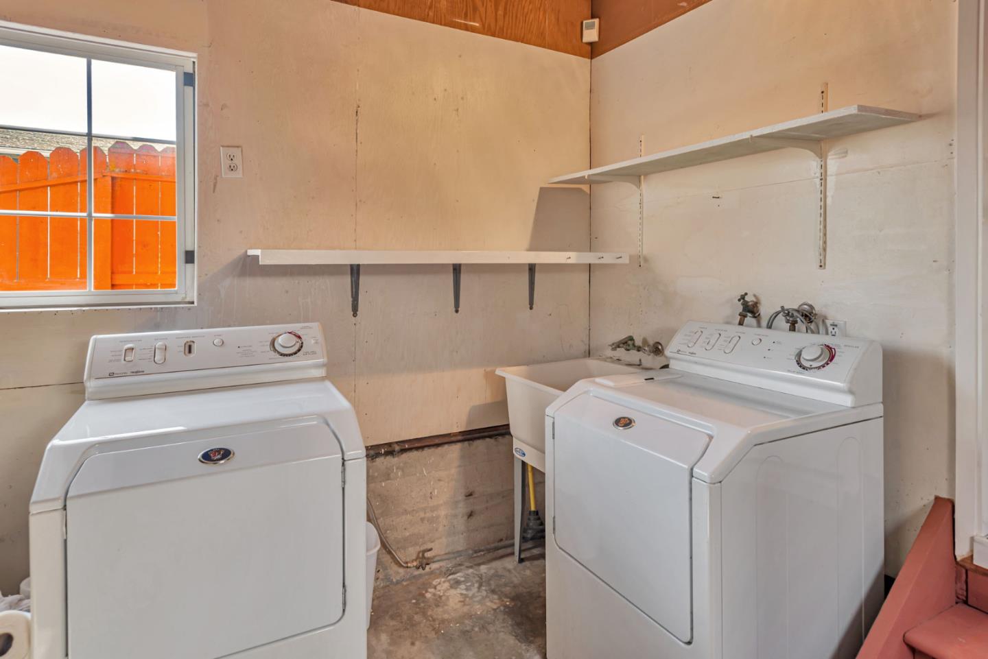 Detail Gallery Image 26 of 34 For 250 San Carlos Ave, Redwood City,  CA 94061 - 2 Beds | 1 Baths