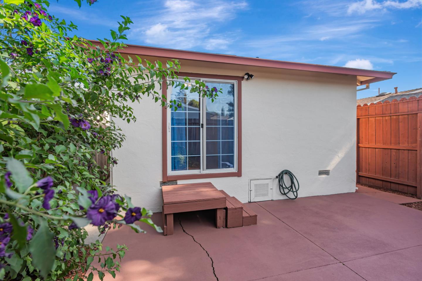 Detail Gallery Image 31 of 34 For 250 San Carlos Ave, Redwood City,  CA 94061 - 2 Beds | 1 Baths