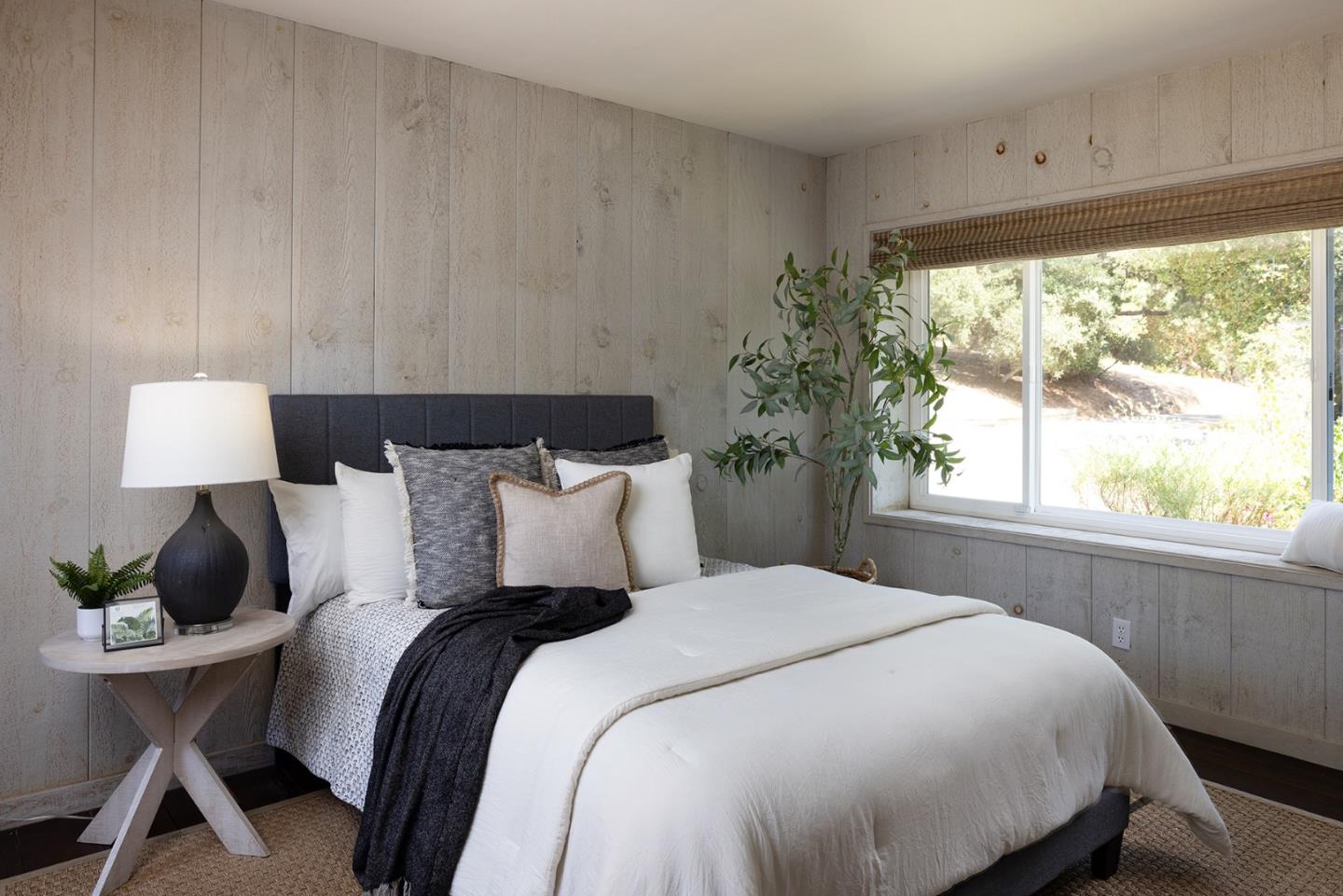 Detail Gallery Image 14 of 18 For 5165 Carmel Valley Rd, Carmel,  CA 93923 - 2 Beds | 1 Baths