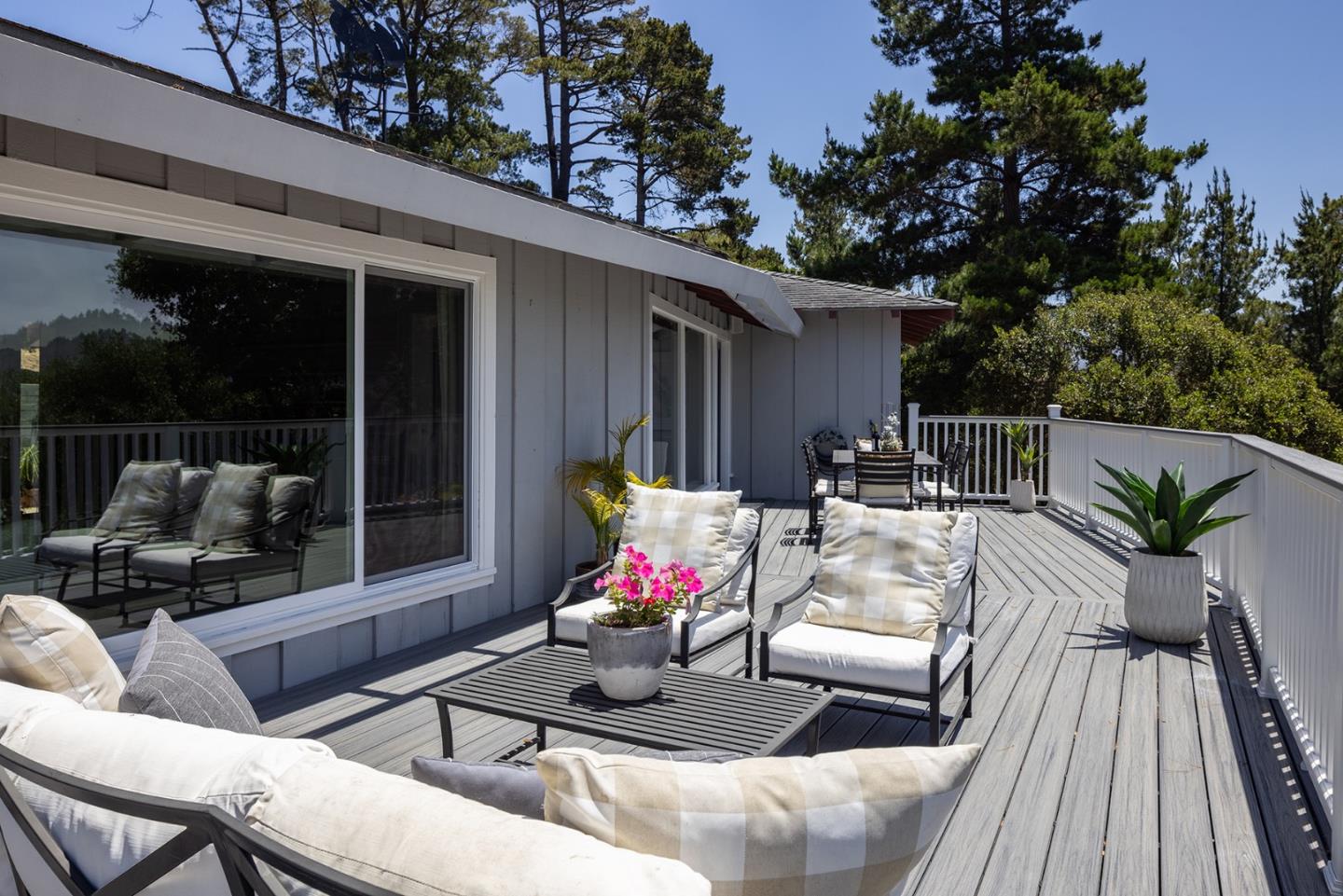 Detail Gallery Image 17 of 18 For 5165 Carmel Valley Rd, Carmel,  CA 93923 - 2 Beds | 1 Baths