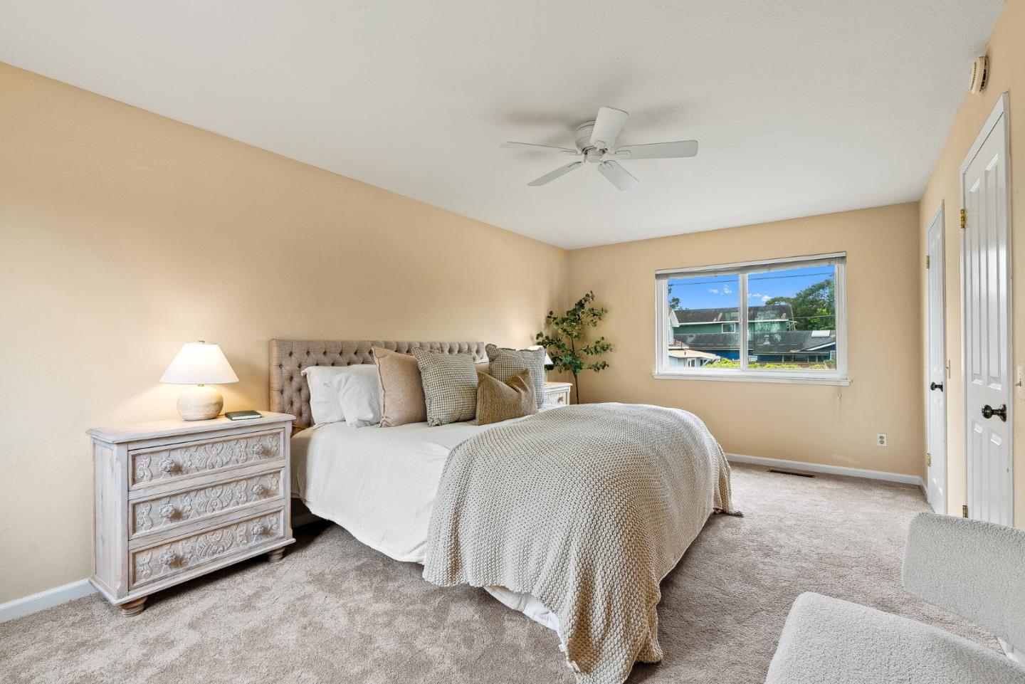 Detail Gallery Image 13 of 25 For 748 Junipero Ave, Pacific Grove,  CA 93950 - 3 Beds | 1/1 Baths