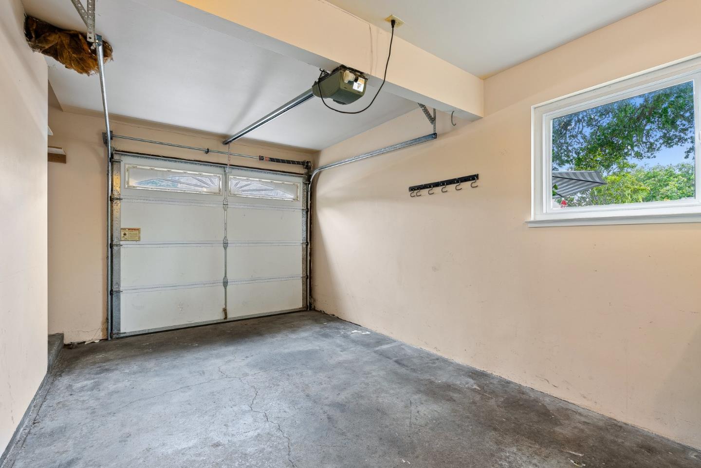 Detail Gallery Image 16 of 25 For 748 Junipero Ave, Pacific Grove,  CA 93950 - 3 Beds | 1/1 Baths
