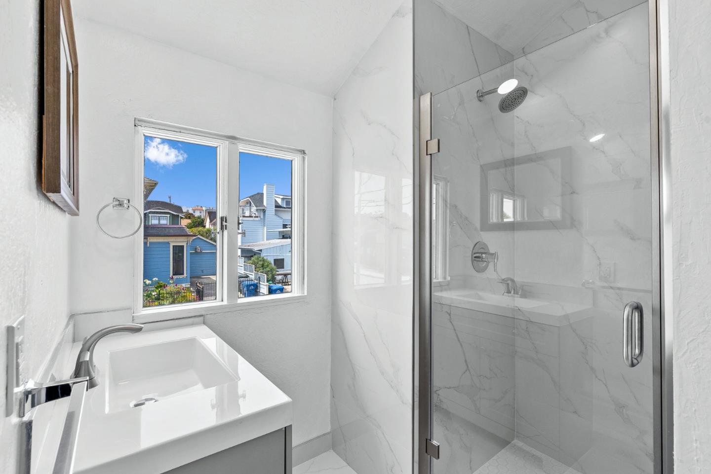 Detail Gallery Image 15 of 31 For 540 Spruce Ave, Pacific Grove,  CA 93950 - 3 Beds | 2 Baths