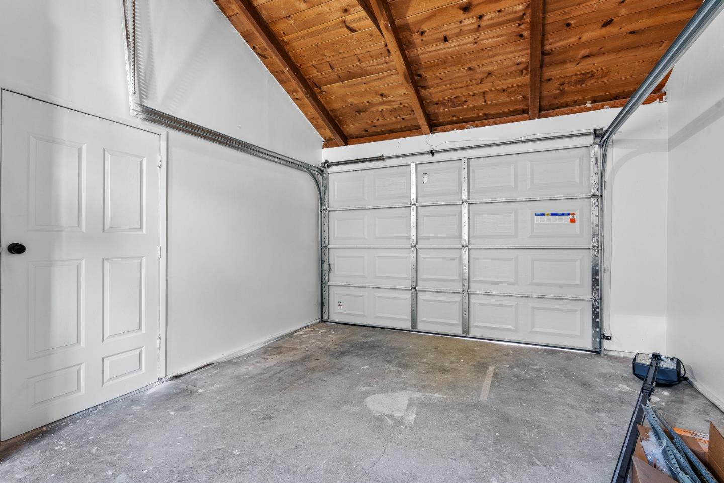 Detail Gallery Image 22 of 31 For 540 Spruce Ave, Pacific Grove,  CA 93950 - 3 Beds | 2 Baths