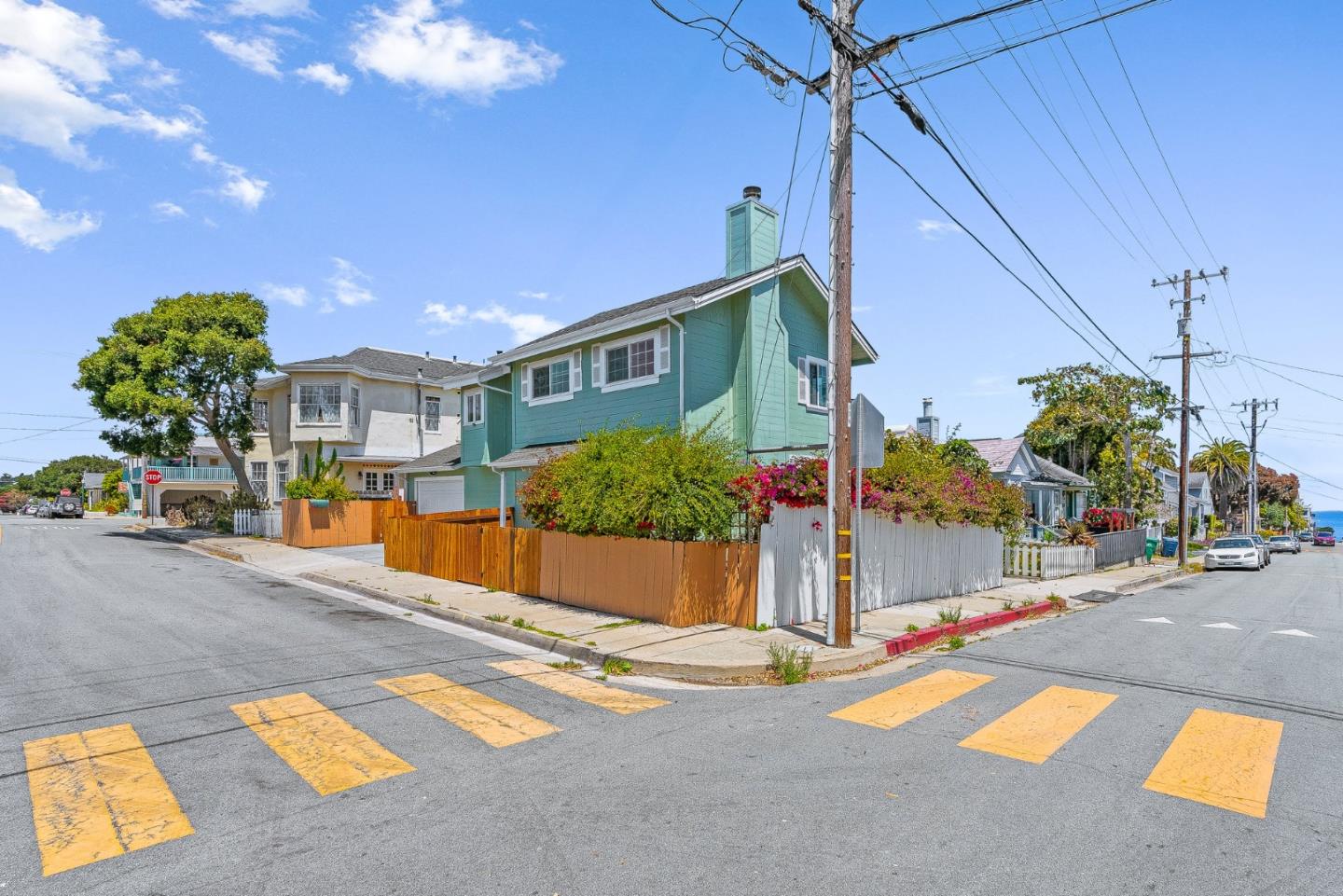 Detail Gallery Image 23 of 31 For 540 Spruce Ave, Pacific Grove,  CA 93950 - 3 Beds | 2 Baths