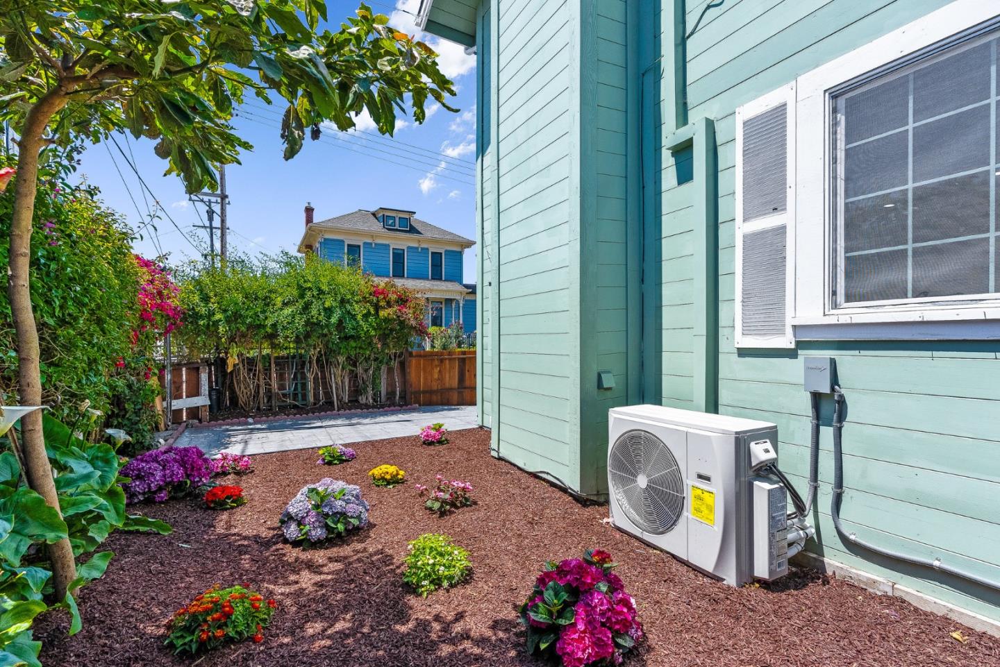 Detail Gallery Image 26 of 31 For 540 Spruce Ave, Pacific Grove,  CA 93950 - 3 Beds | 2 Baths