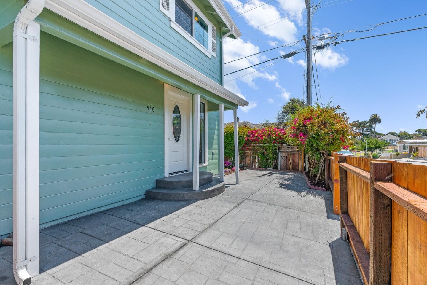Detail Gallery Image 27 of 31 For 540 Spruce Ave, Pacific Grove,  CA 93950 - 3 Beds | 2 Baths