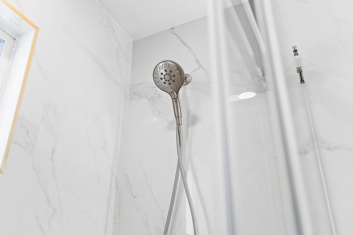 Detail Gallery Image 8 of 31 For 540 Spruce Ave, Pacific Grove,  CA 93950 - 3 Beds | 2 Baths