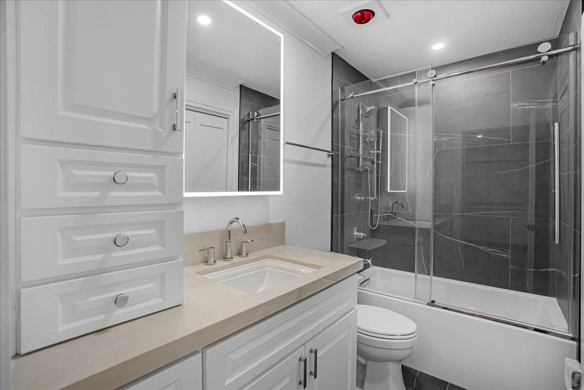 Detail Gallery Image 20 of 46 For 2014 La Terrace Cir, San Jose,  CA 95123 - 1 Beds | 1 Baths