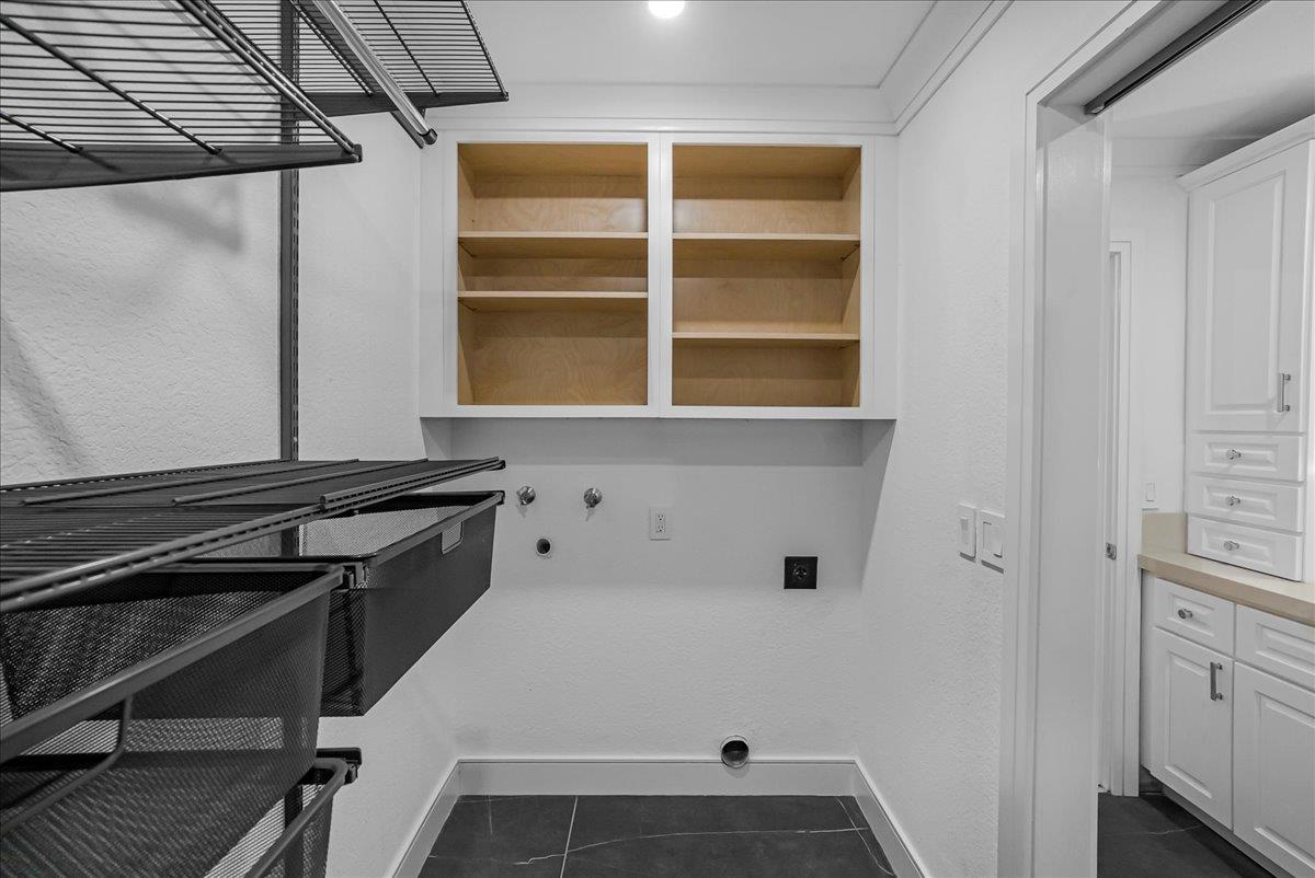 Detail Gallery Image 24 of 46 For 2014 La Terrace Cir, San Jose,  CA 95123 - 1 Beds | 1 Baths