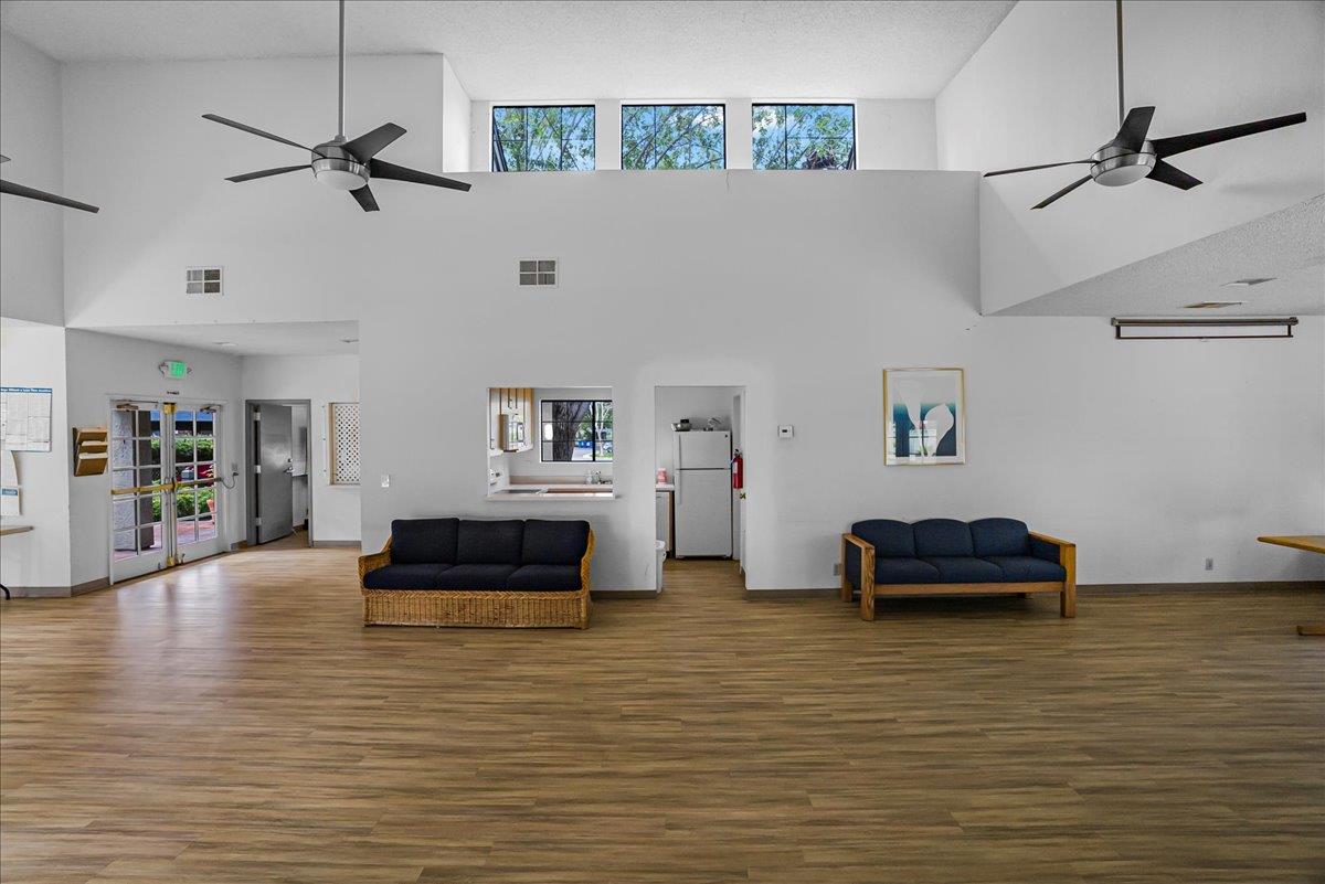 Detail Gallery Image 43 of 46 For 2014 La Terrace Cir, San Jose,  CA 95123 - 1 Beds | 1 Baths