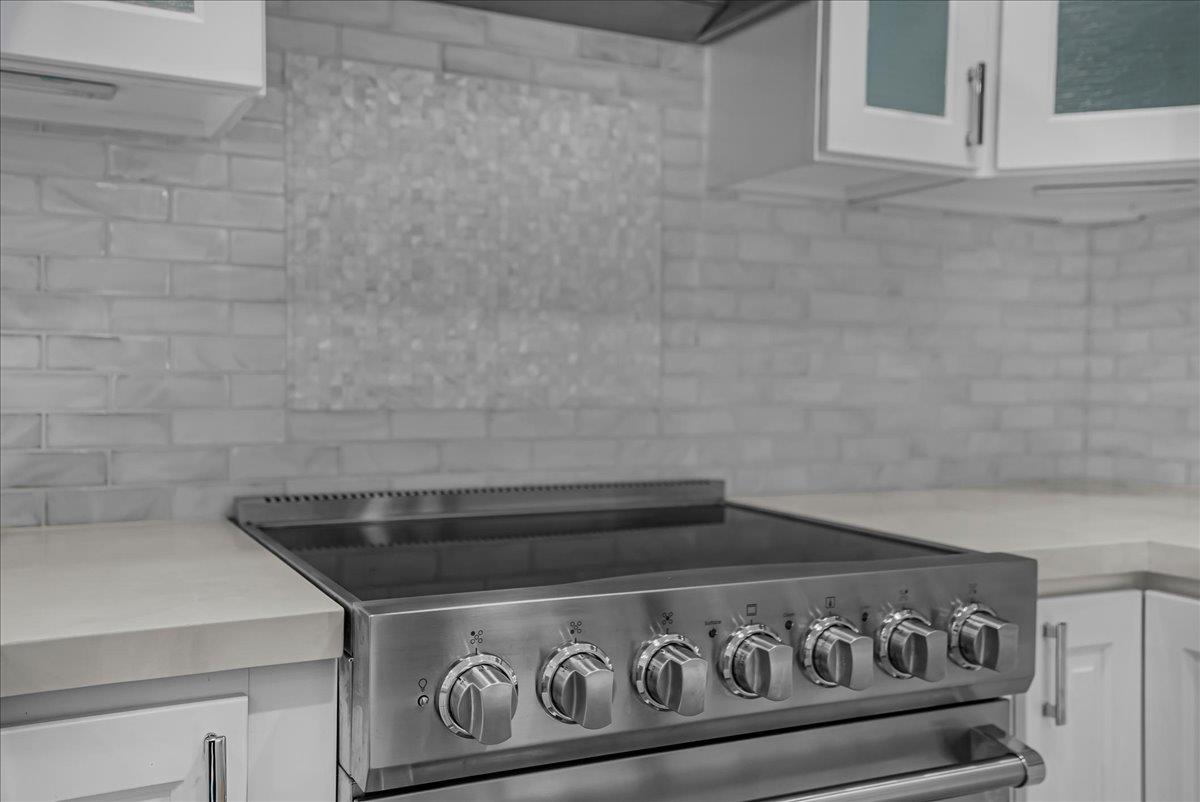 Detail Gallery Image 9 of 14 For 2014 La Terrace Cir, San Jose,  CA 95123 - 1 Beds | 1 Baths