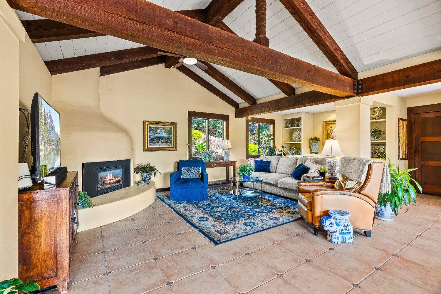 Detail Gallery Image 12 of 28 For 102 Pasatiempo Dr, Santa Cruz,  CA 95060 - 3 Beds | 2/1 Baths