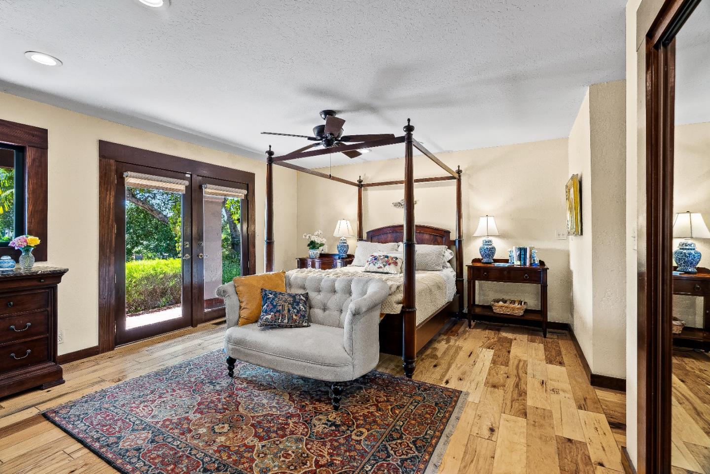 Detail Gallery Image 21 of 28 For 102 Pasatiempo Dr, Santa Cruz,  CA 95060 - 3 Beds | 2/1 Baths