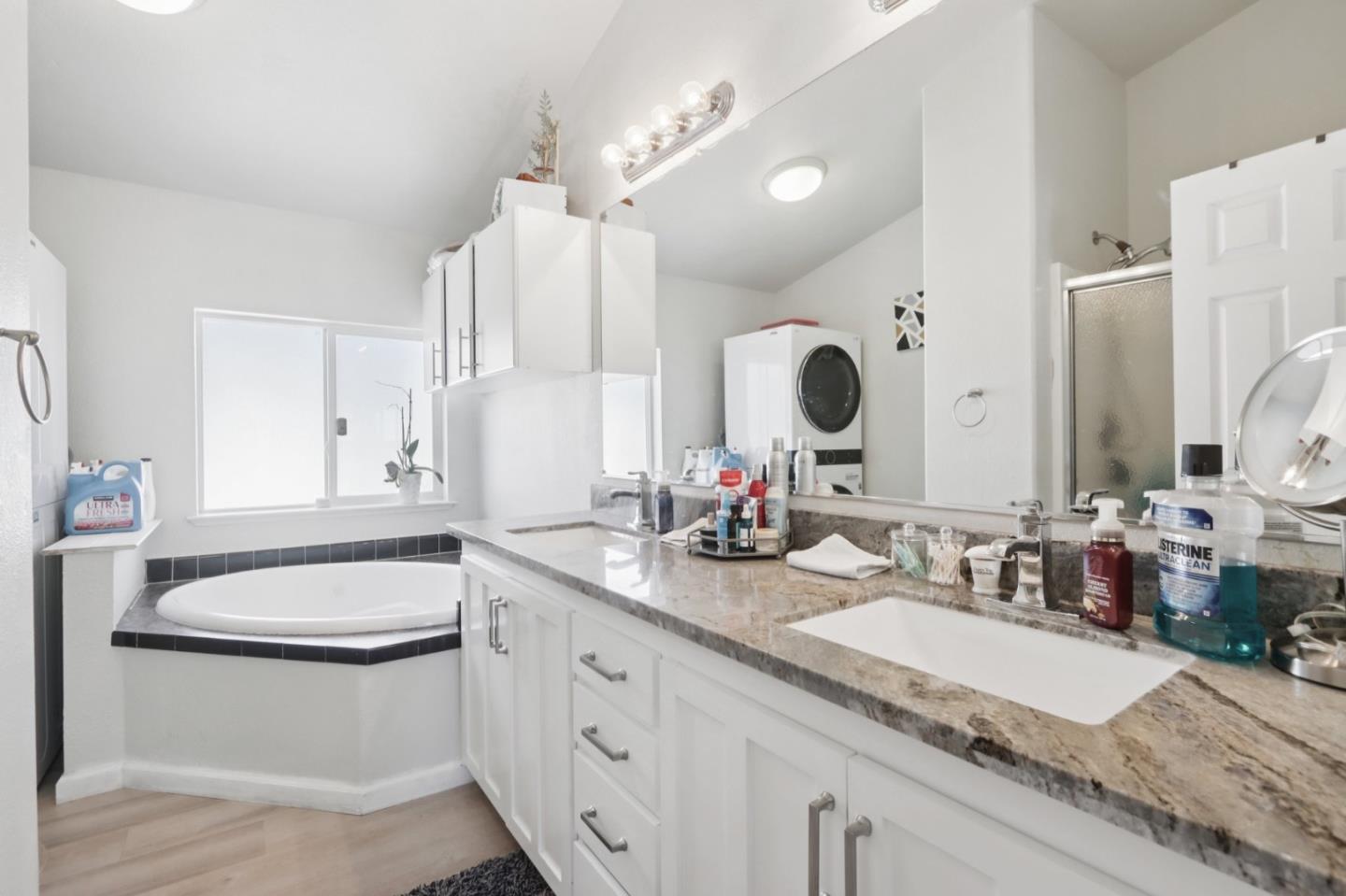 Detail Gallery Image 21 of 41 For 200 Ford Rd #242,  San Jose,  CA 95138 - 4 Beds | 3 Baths