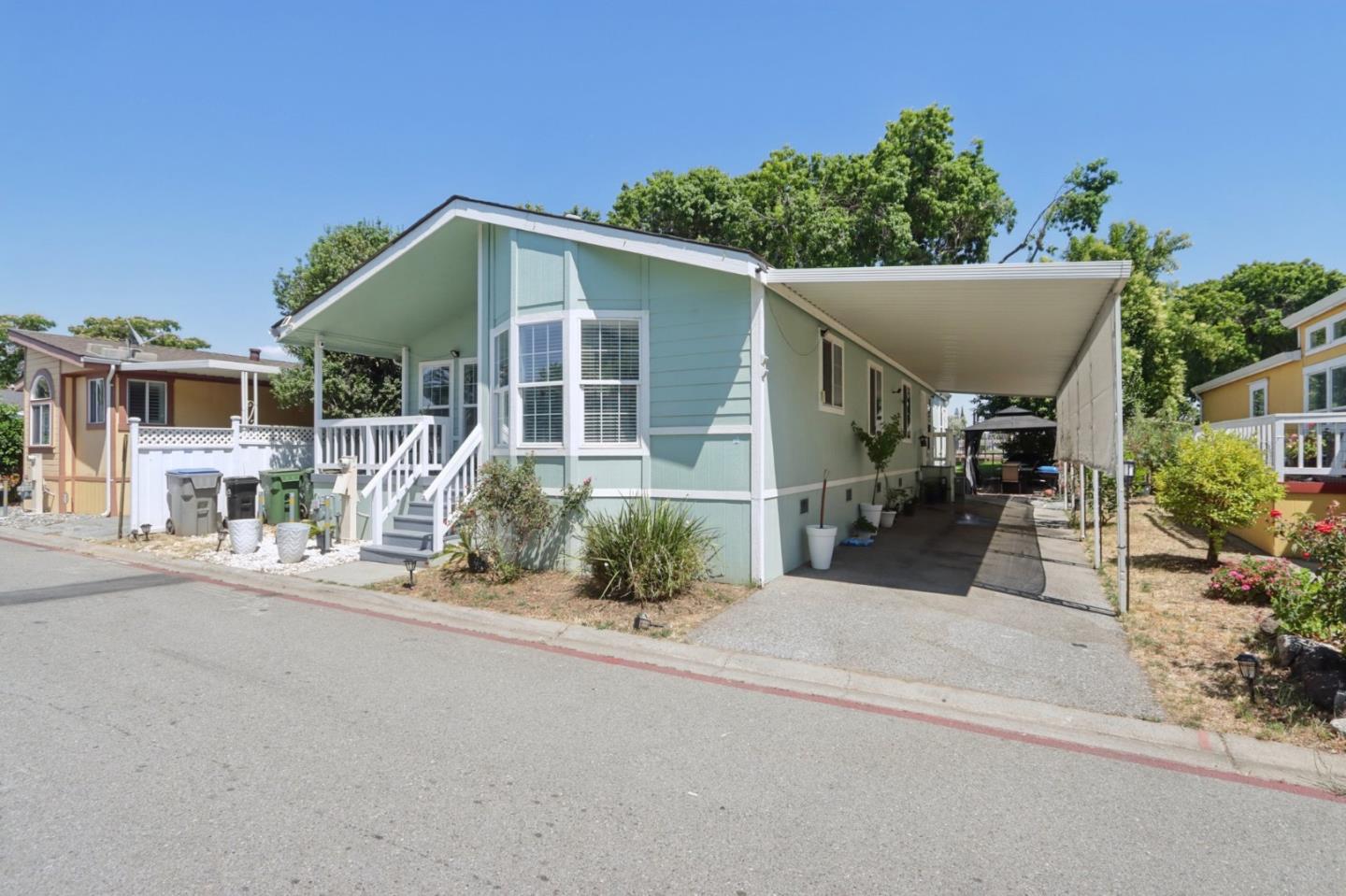 Detail Gallery Image 32 of 41 For 200 Ford Rd #242,  San Jose,  CA 95138 - 4 Beds | 3 Baths