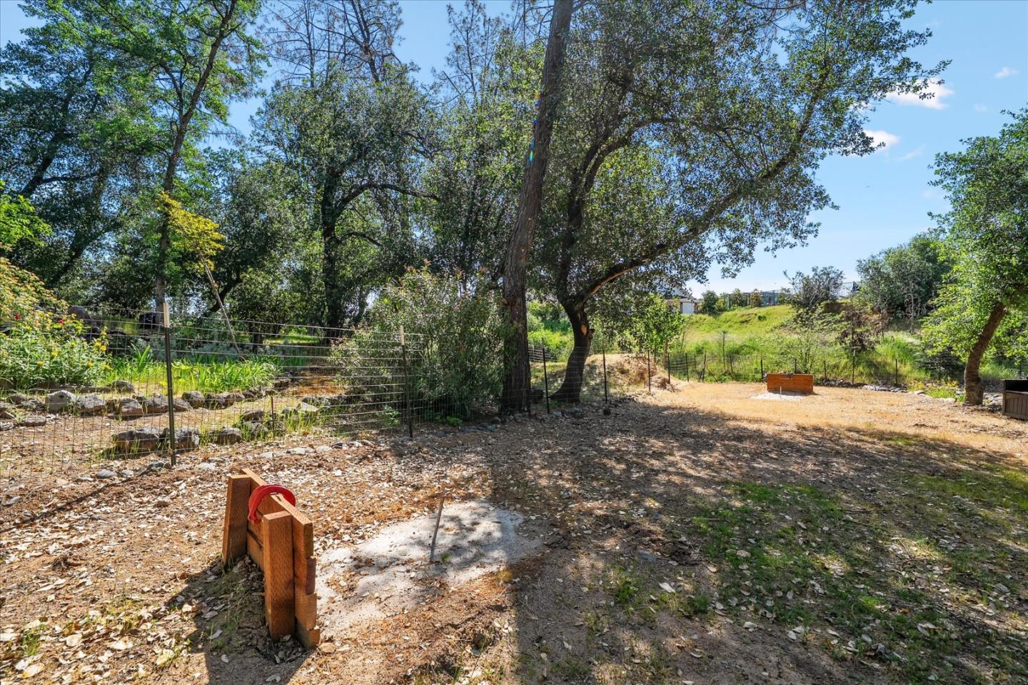 Detail Gallery Image 62 of 82 For 15907 Cindee Ln, Redding,  CA 96001 - 4 Beds | 3 Baths