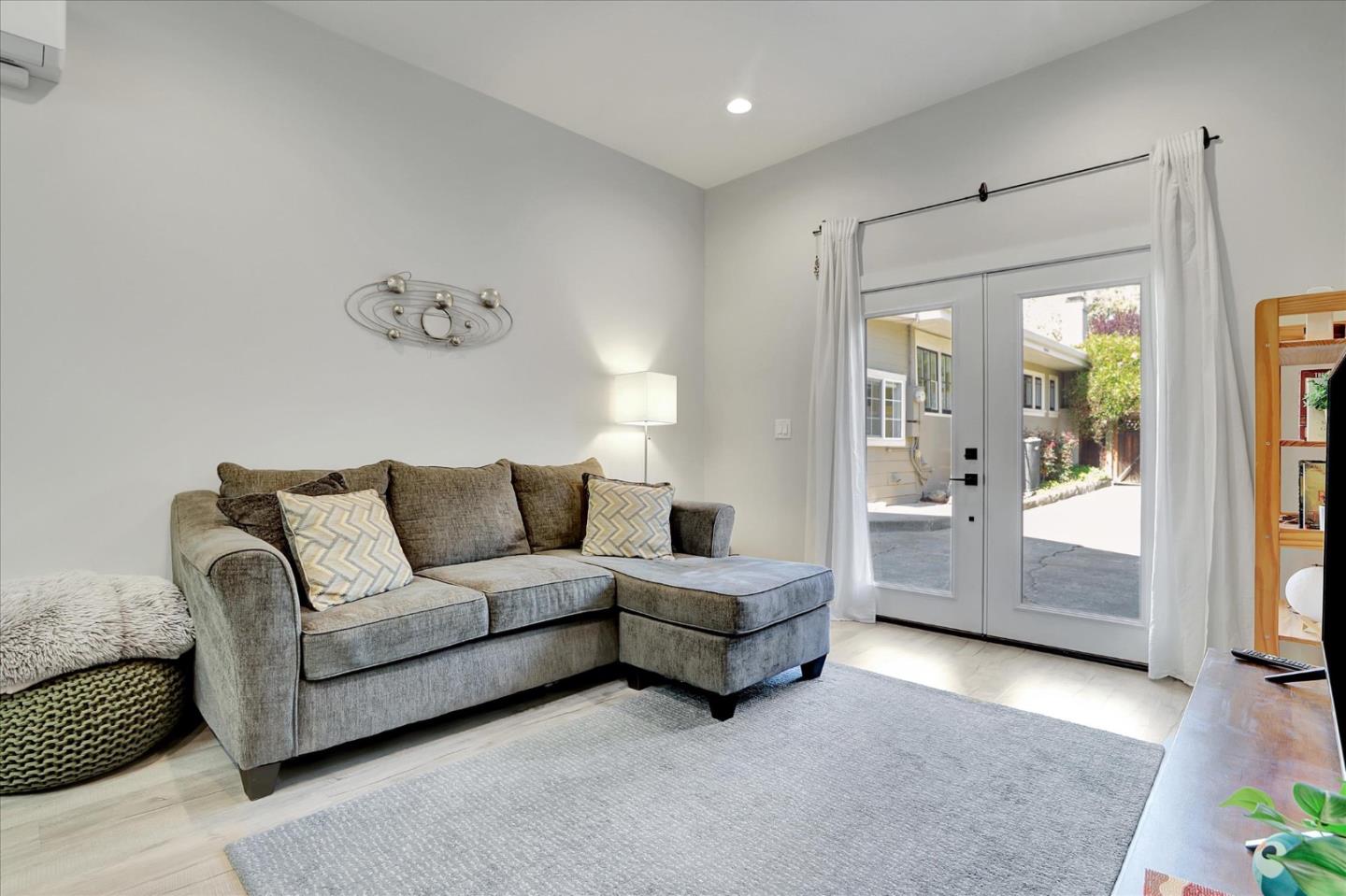 Detail Gallery Image 53 of 80 For 355 S 17th St, San Jose,  CA 95112 - 4 Beds | 3 Baths