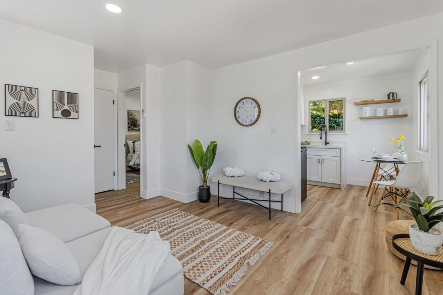 Detail Gallery Image 29 of 48 For 1235 N Bascom, San Jose,  CA 95128 - 4 Beds | 3 Baths