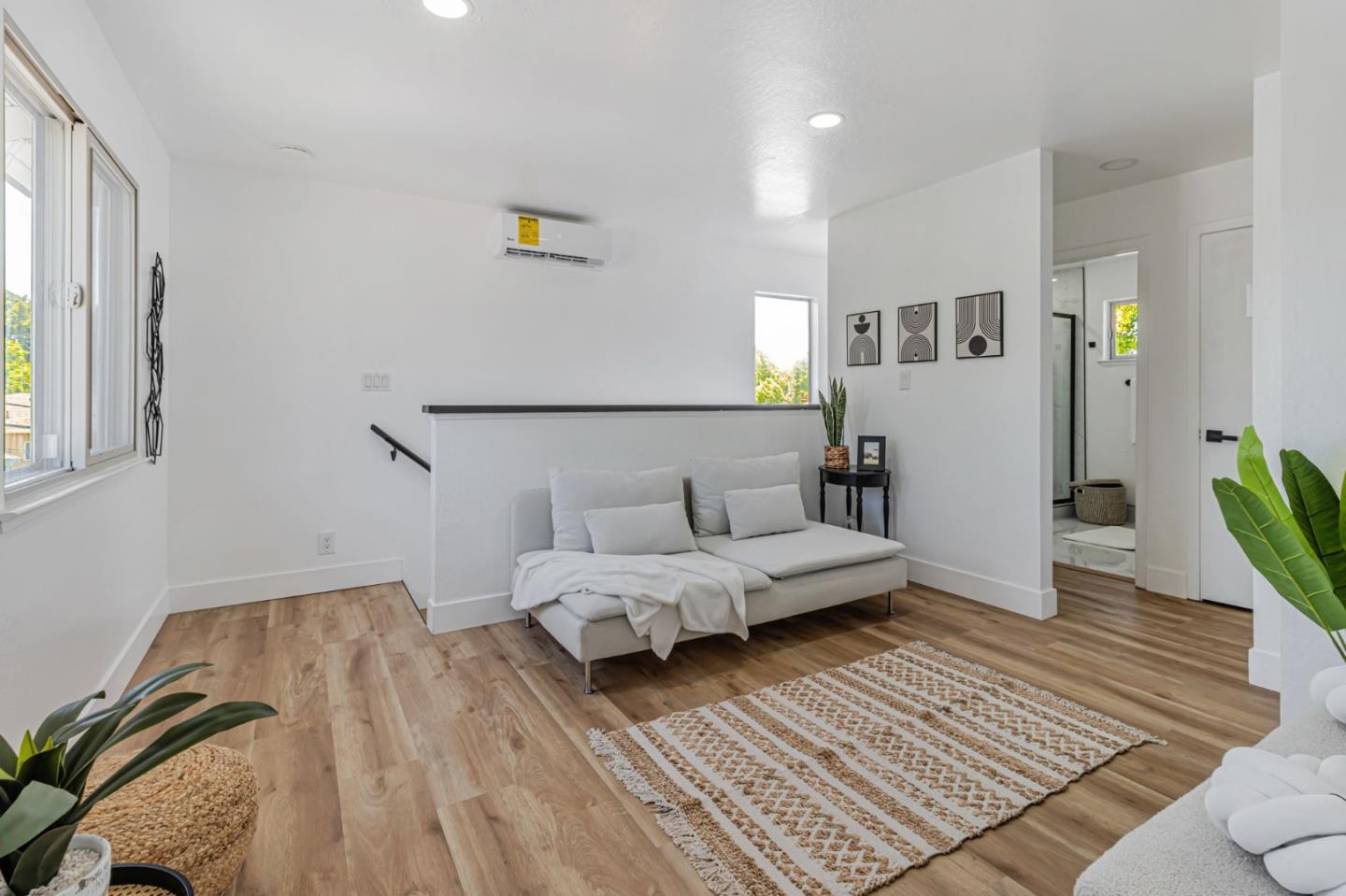 Detail Gallery Image 30 of 48 For 1235 N Bascom, San Jose,  CA 95128 - 4 Beds | 3 Baths