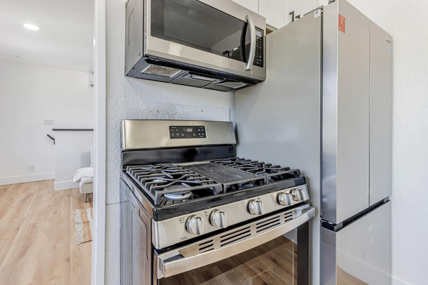 Detail Gallery Image 33 of 48 For 1235 N Bascom, San Jose,  CA 95128 - 4 Beds | 3 Baths