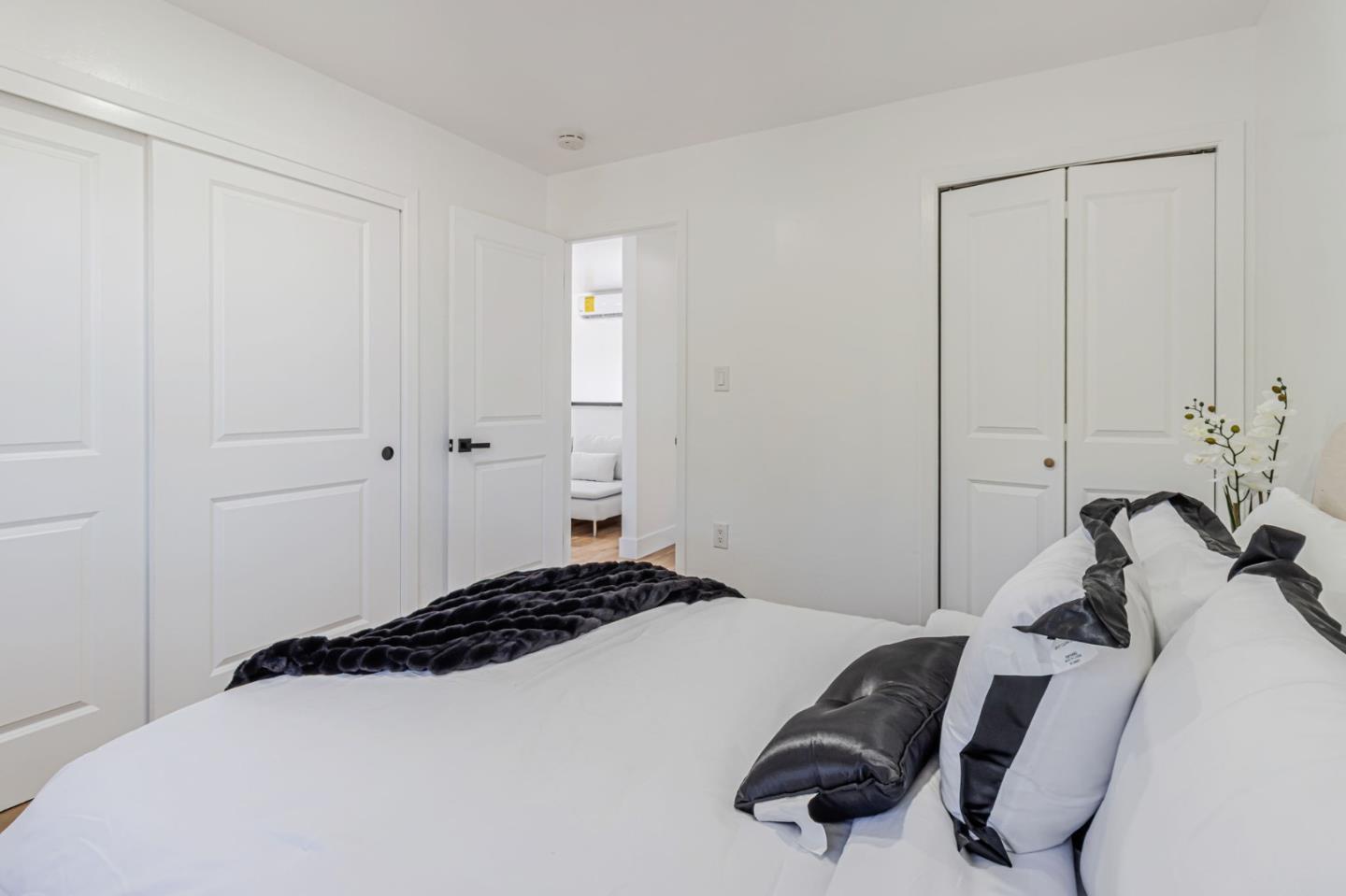 Detail Gallery Image 39 of 48 For 1235 N Bascom, San Jose,  CA 95128 - 4 Beds | 3 Baths