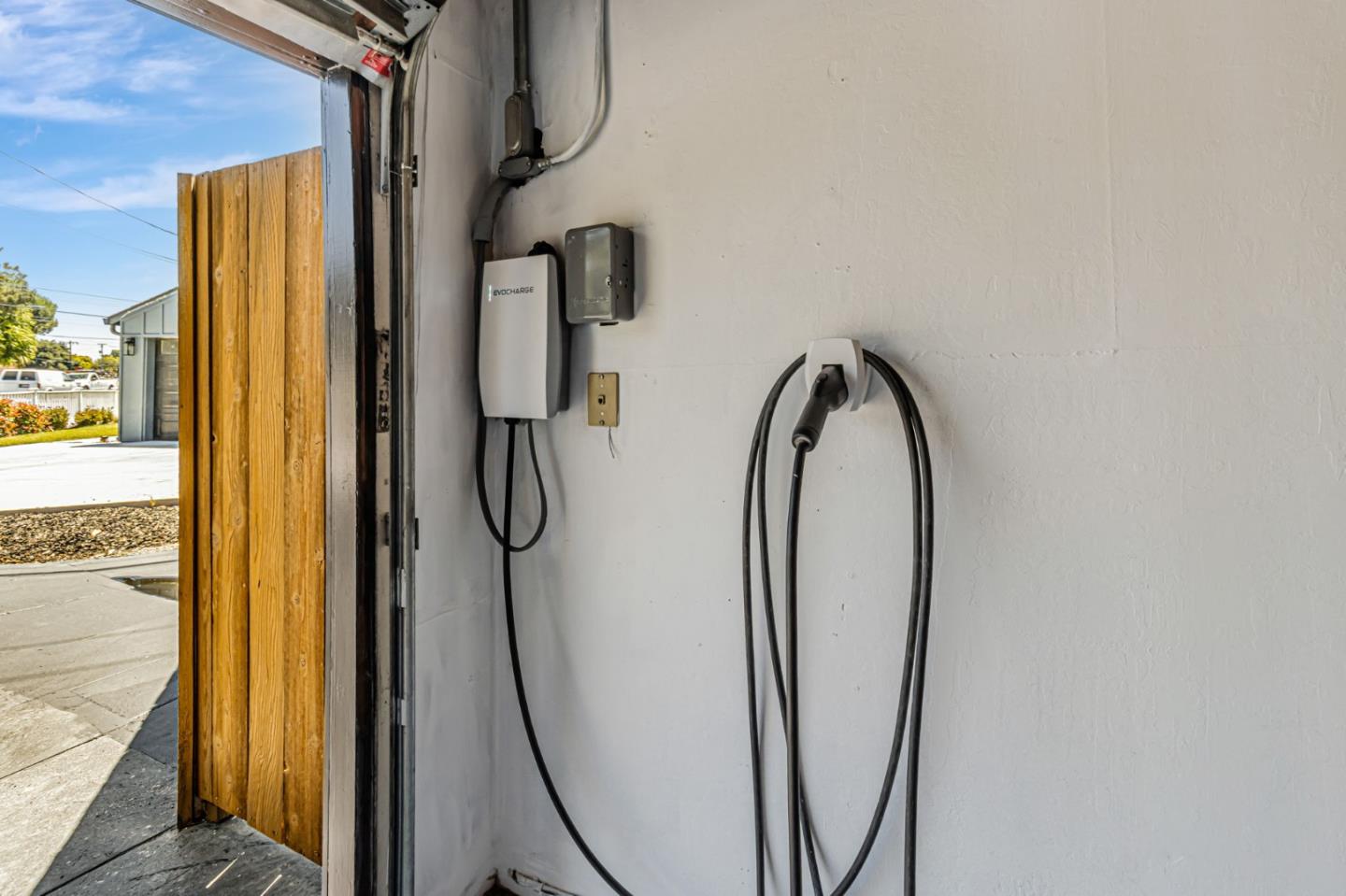 Detail Gallery Image 43 of 48 For 1235 N Bascom, San Jose,  CA 95128 - 4 Beds | 3 Baths