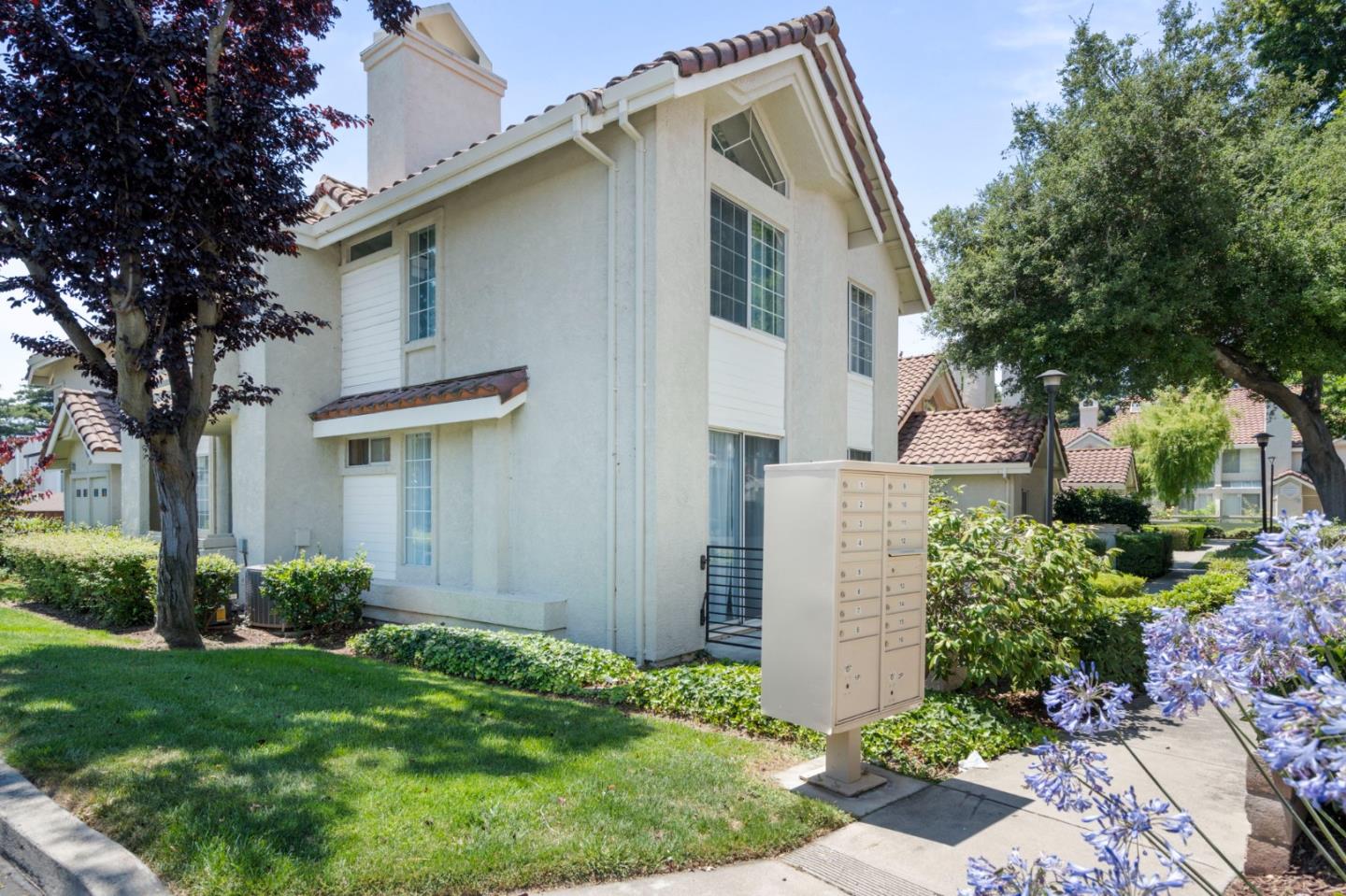 Detail Gallery Image 1 of 29 For 7239 Cronin Cir, Dublin,  CA 94568 - 2 Beds | 2 Baths
