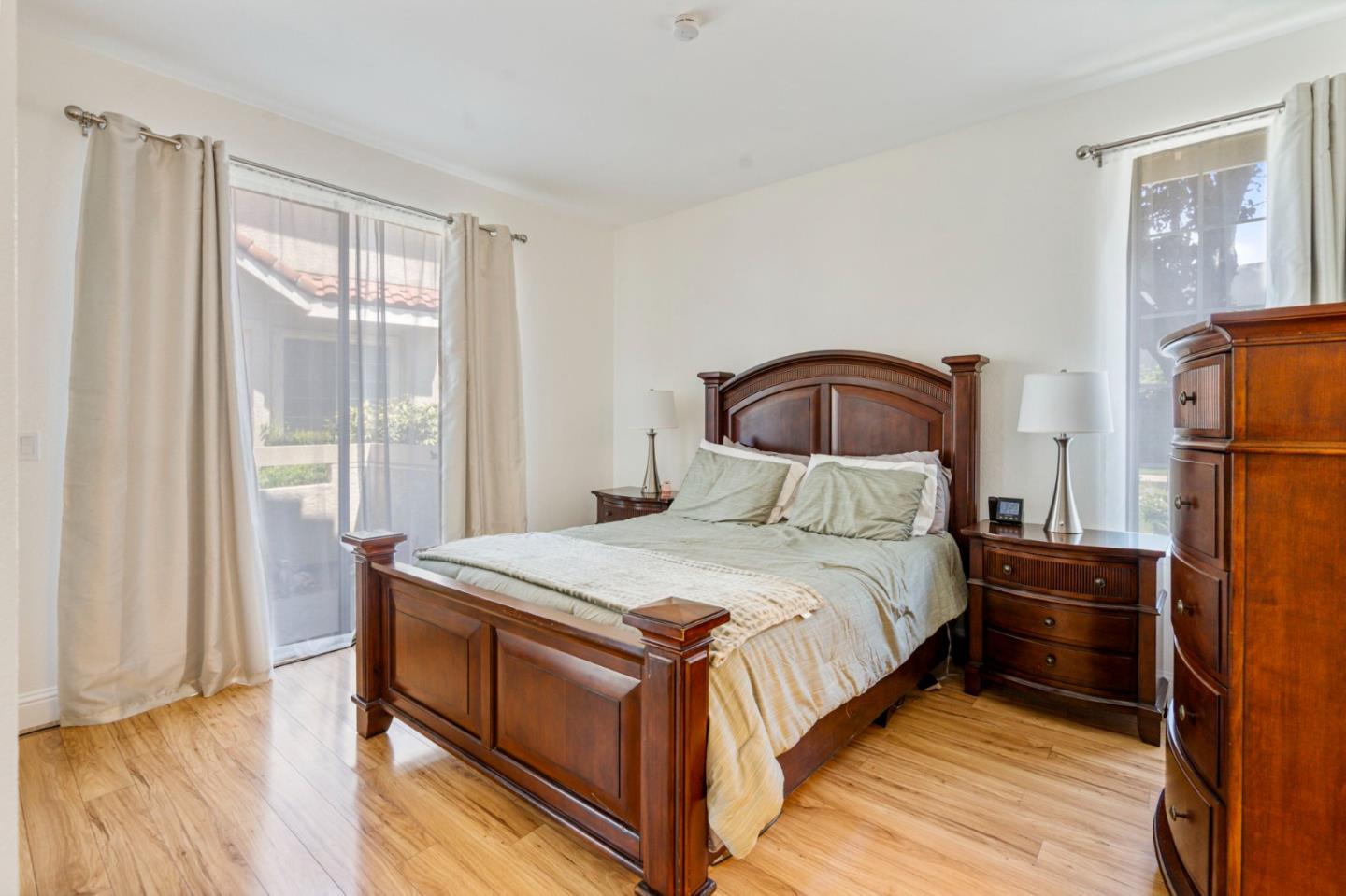 Detail Gallery Image 12 of 29 For 7239 Cronin Cir, Dublin,  CA 94568 - 2 Beds | 2 Baths