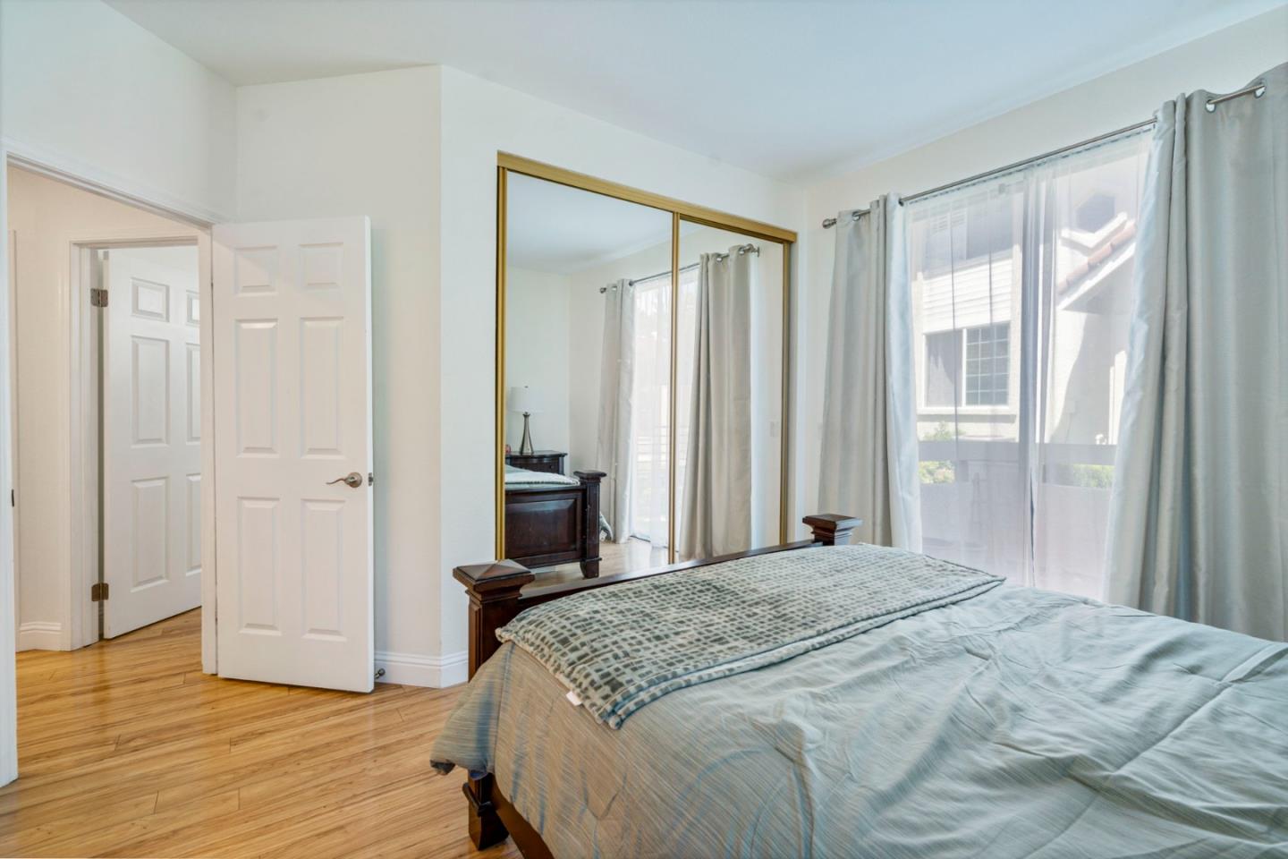 Detail Gallery Image 14 of 29 For 7239 Cronin Cir, Dublin,  CA 94568 - 2 Beds | 2 Baths