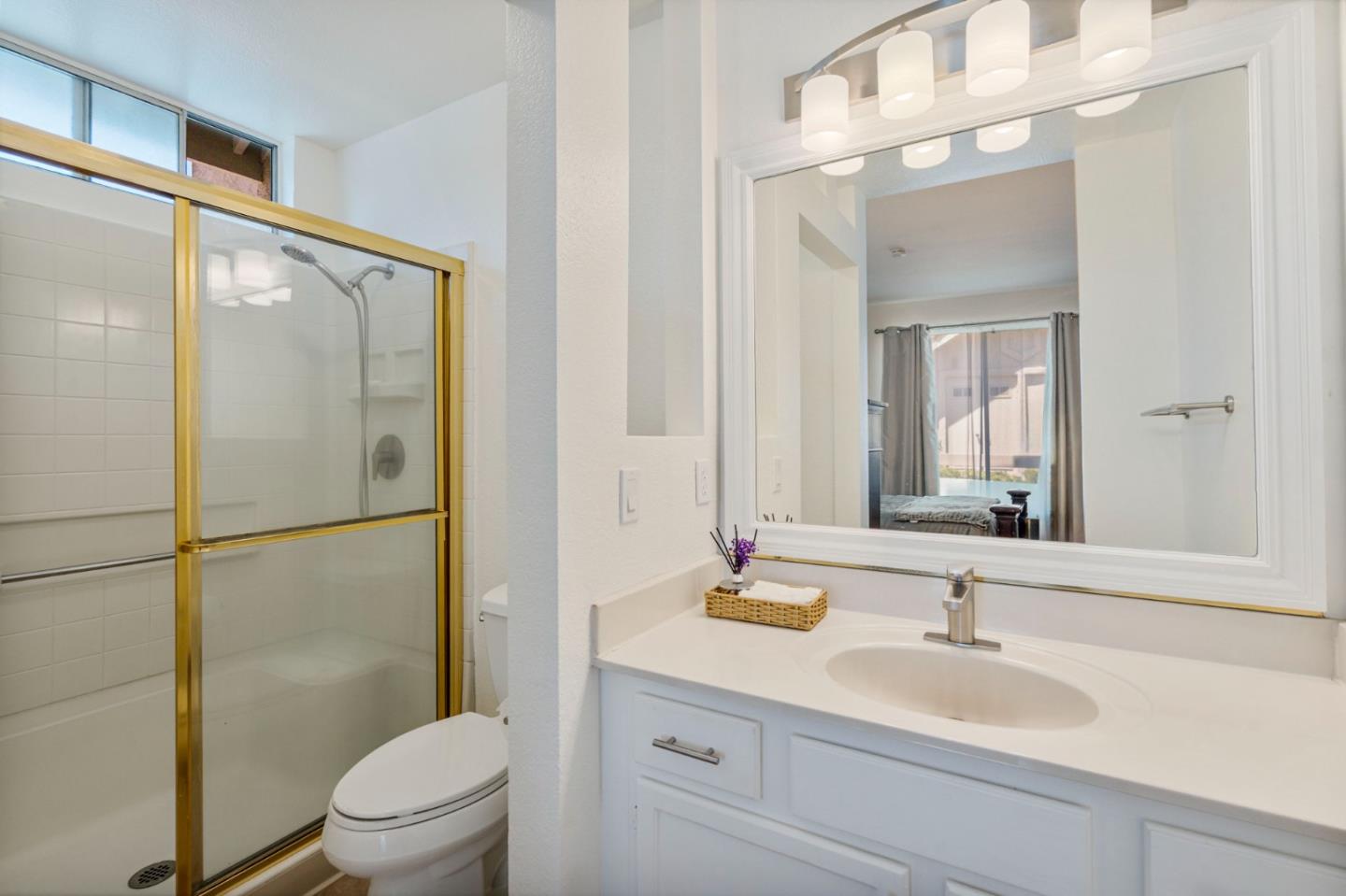 Detail Gallery Image 15 of 29 For 7239 Cronin Cir, Dublin,  CA 94568 - 2 Beds | 2 Baths