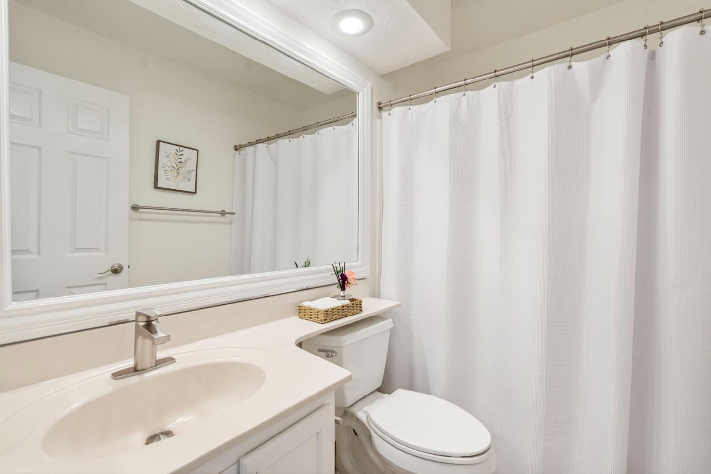 Detail Gallery Image 19 of 29 For 7239 Cronin Cir, Dublin,  CA 94568 - 2 Beds | 2 Baths