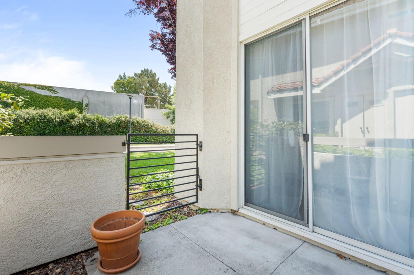 Detail Gallery Image 20 of 29 For 7239 Cronin Cir, Dublin,  CA 94568 - 2 Beds | 2 Baths