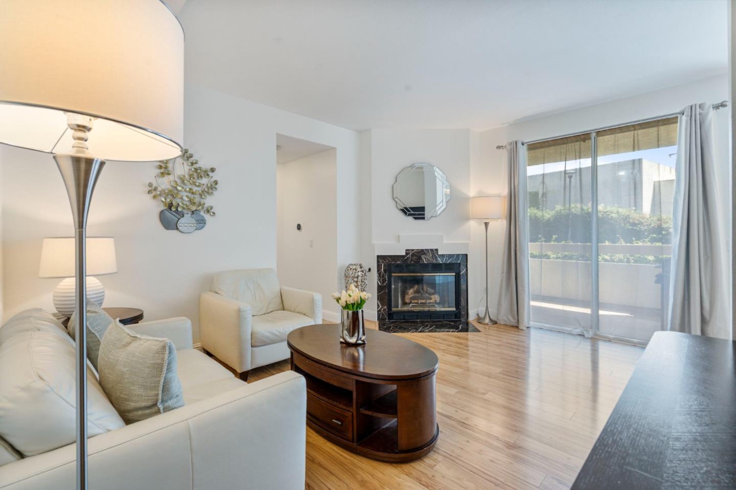 Detail Gallery Image 3 of 29 For 7239 Cronin Cir, Dublin,  CA 94568 - 2 Beds | 2 Baths