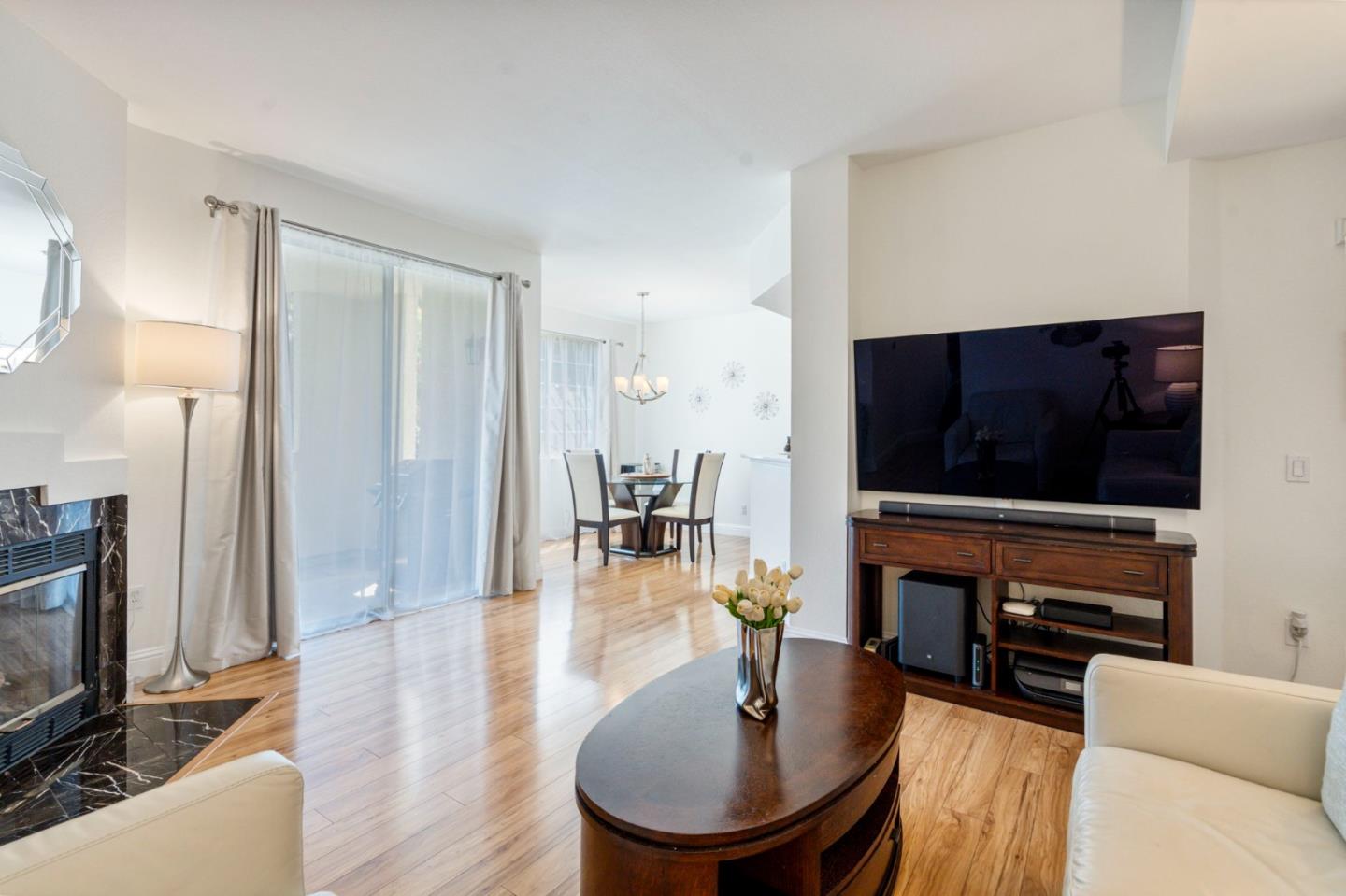 Detail Gallery Image 5 of 29 For 7239 Cronin Cir, Dublin,  CA 94568 - 2 Beds | 2 Baths
