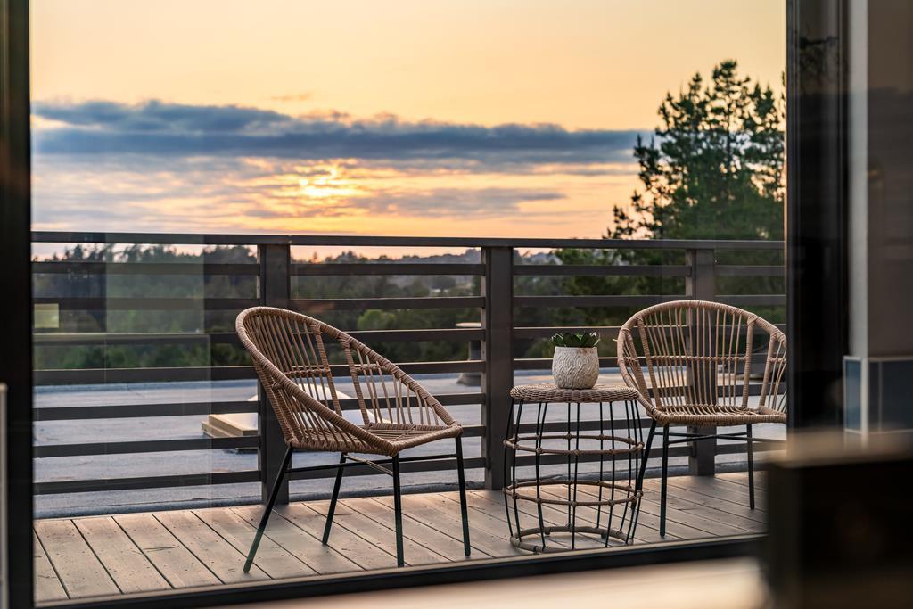 Detail Gallery Image 4 of 67 For 407 Quail Run, Aptos,  CA 95003 - 3 Beds | 2/1 Baths