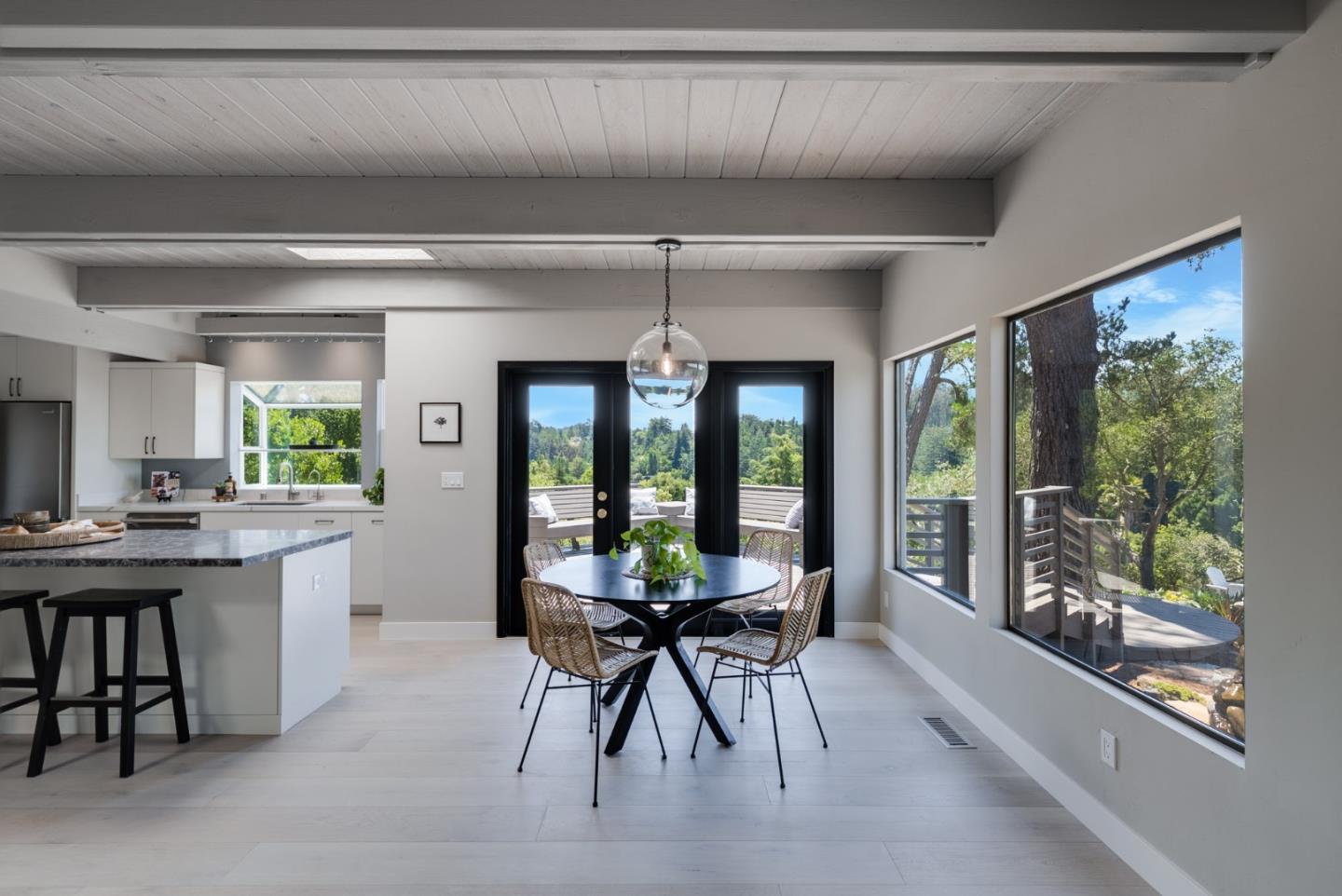 Detail Gallery Image 7 of 67 For 407 Quail Run, Aptos,  CA 95003 - 3 Beds | 2/1 Baths