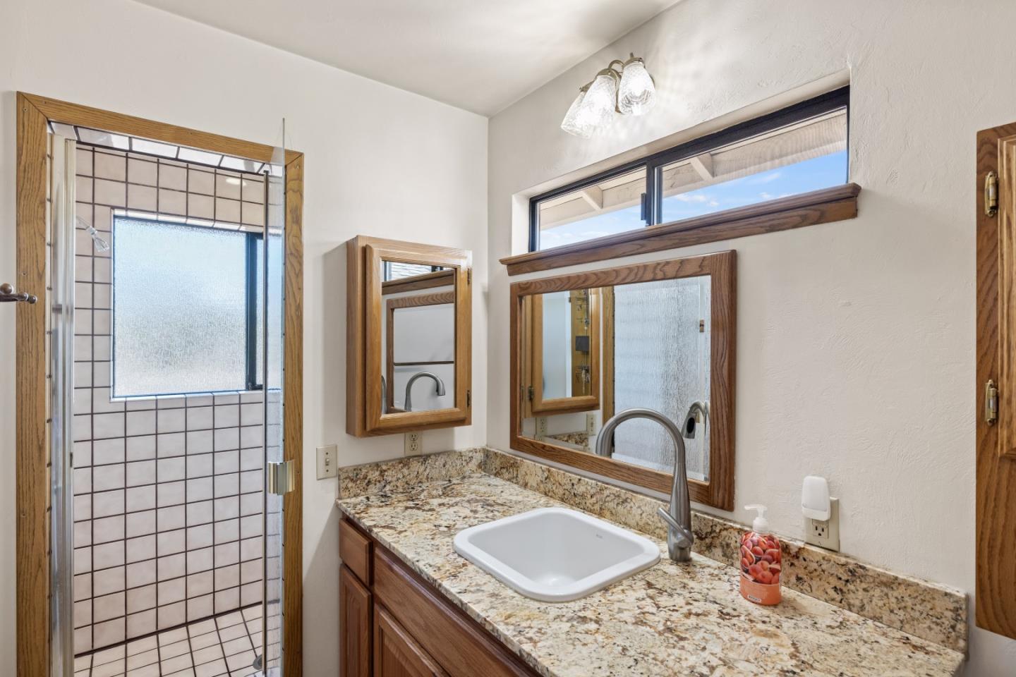 Detail Gallery Image 23 of 31 For 2050 Baldwin Ct, Seaside,  CA 93955 - 4 Beds | 3 Baths