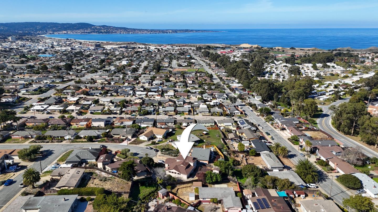 Detail Gallery Image 27 of 31 For 2050 Baldwin Ct, Seaside,  CA 93955 - 4 Beds | 3 Baths