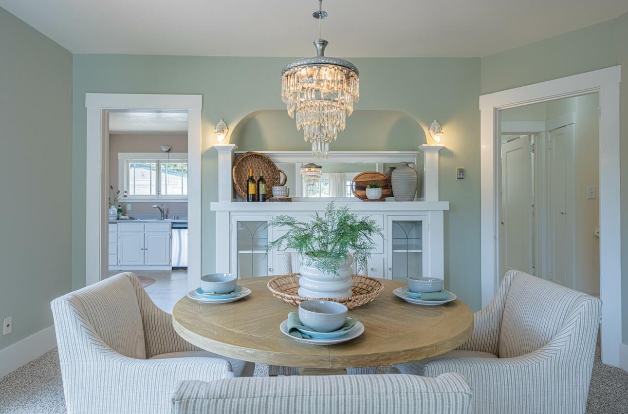 Detail Gallery Image 16 of 41 For 851 Bayview Ave, Pacific Grove,  CA 93950 - 2 Beds | 1 Baths