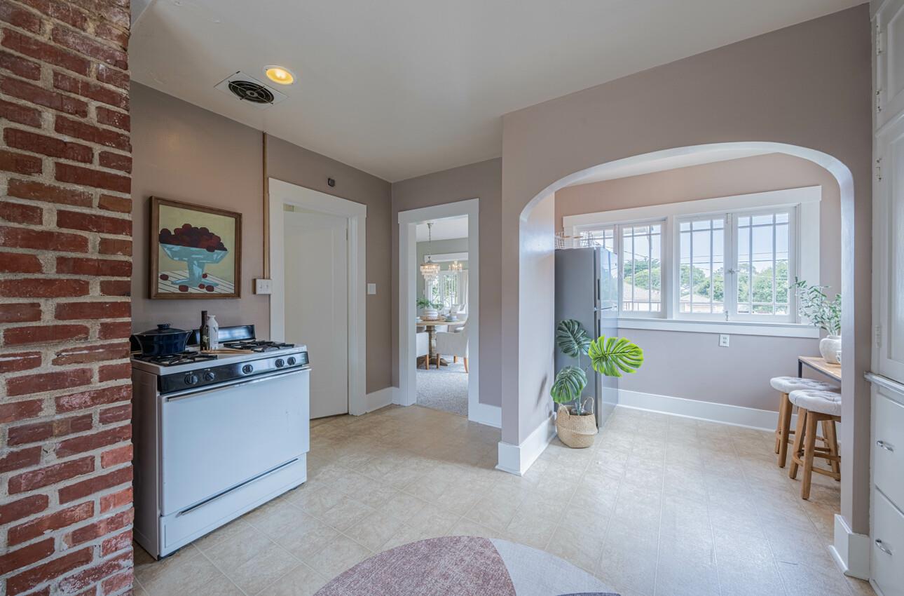 Detail Gallery Image 19 of 41 For 851 Bayview Ave, Pacific Grove,  CA 93950 - 2 Beds | 1 Baths